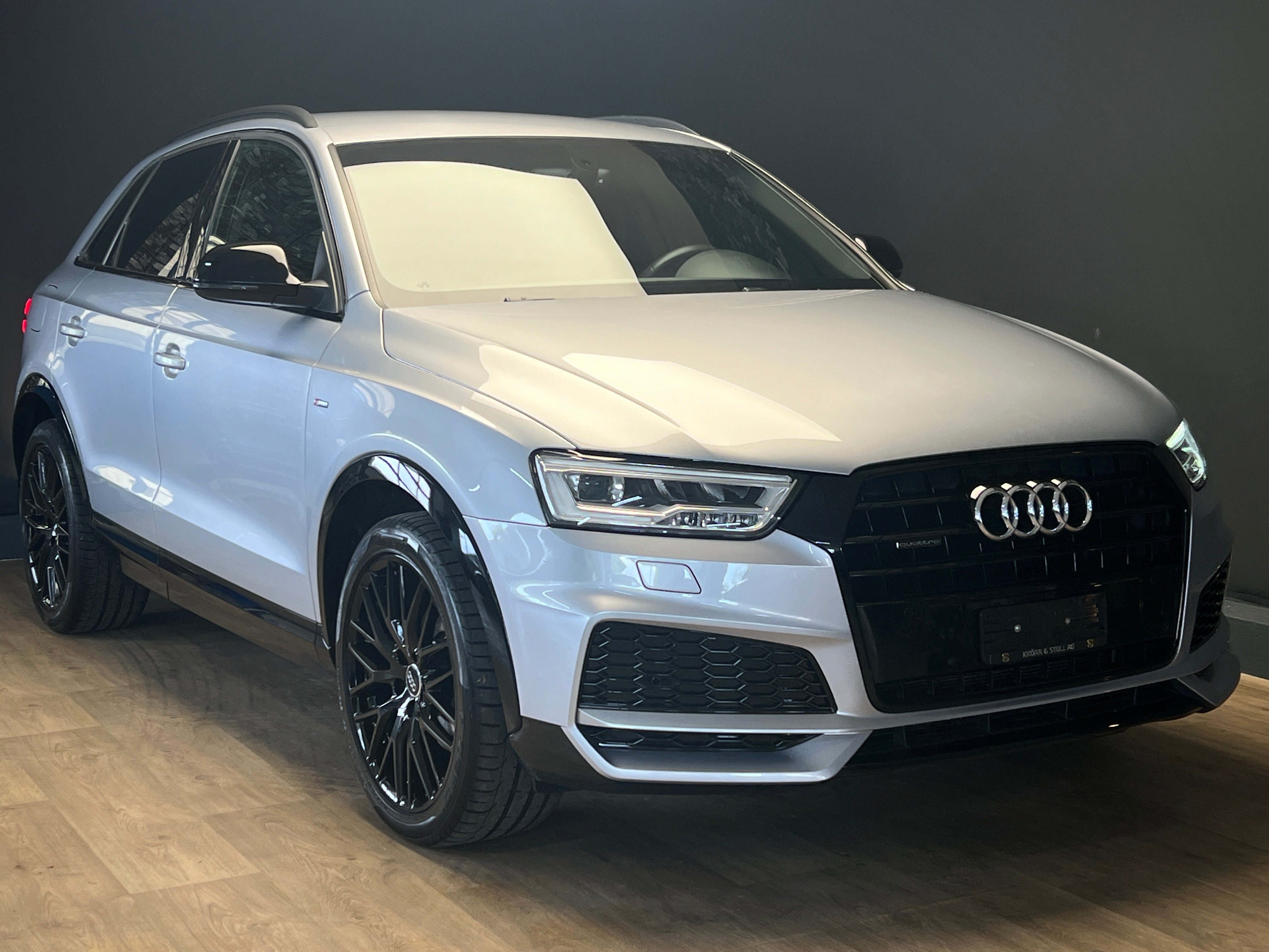 AUDI Q3 2.0 TDI sport quattro S-tronic