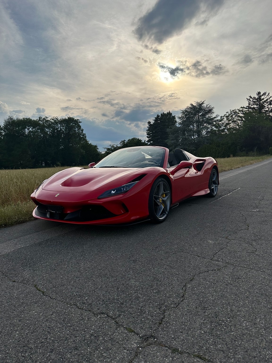 FERRARI F8 Spider