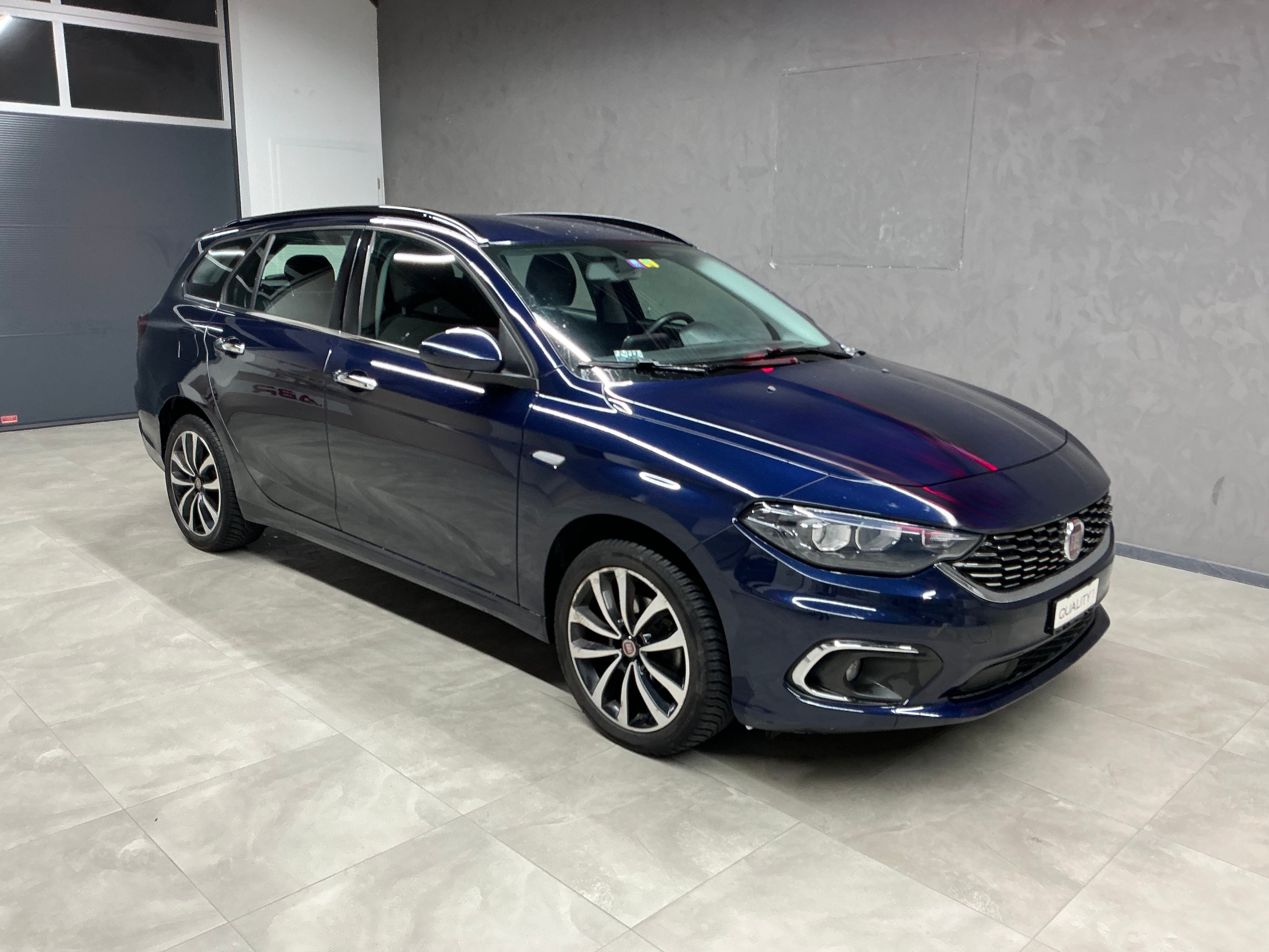 FIAT Tipo 1.6MJ Station Wagon Lounge DCT