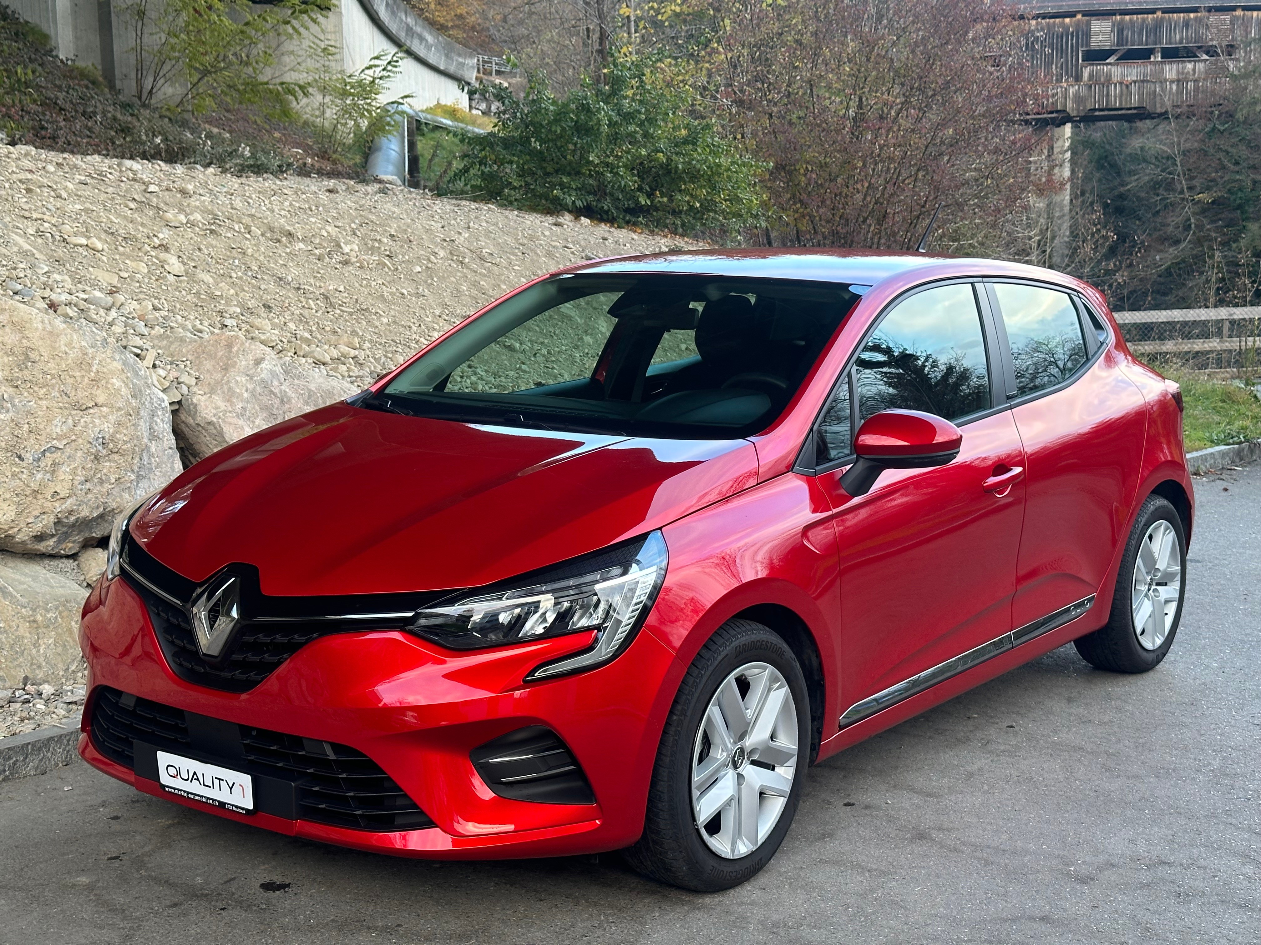 RENAULT Clio 1.6 E-Tech Edition One