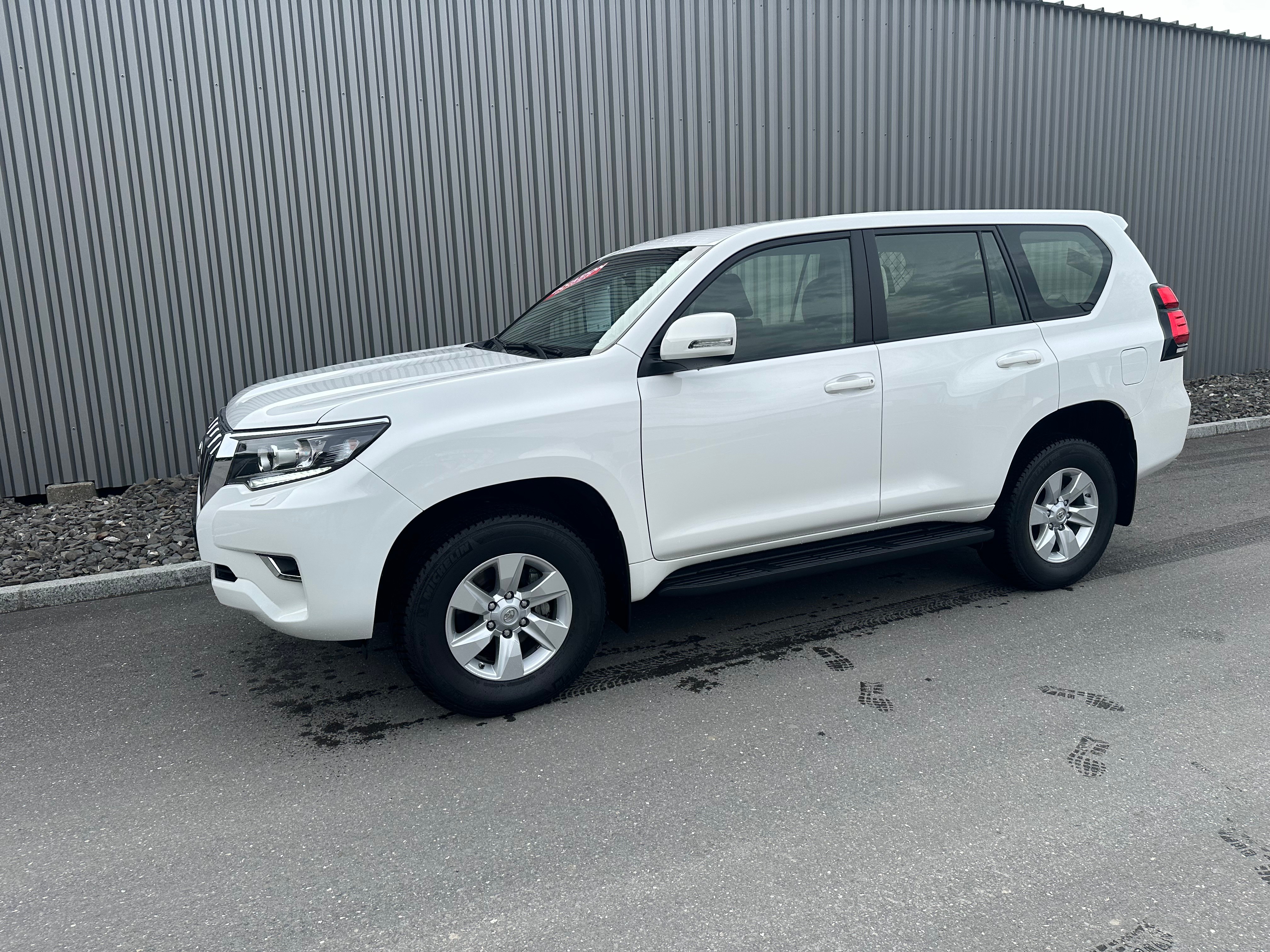 TOYOTA Land Cruiser 2.8TD Comfort Automat