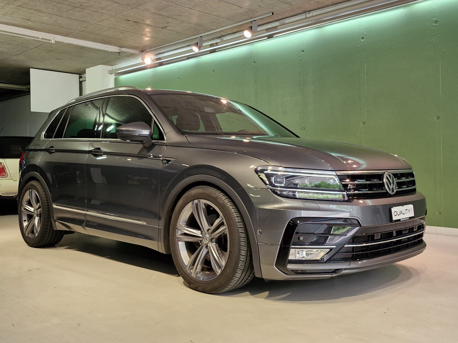 VW Tiguan 2.0 TDI Highline4Motion R LINE