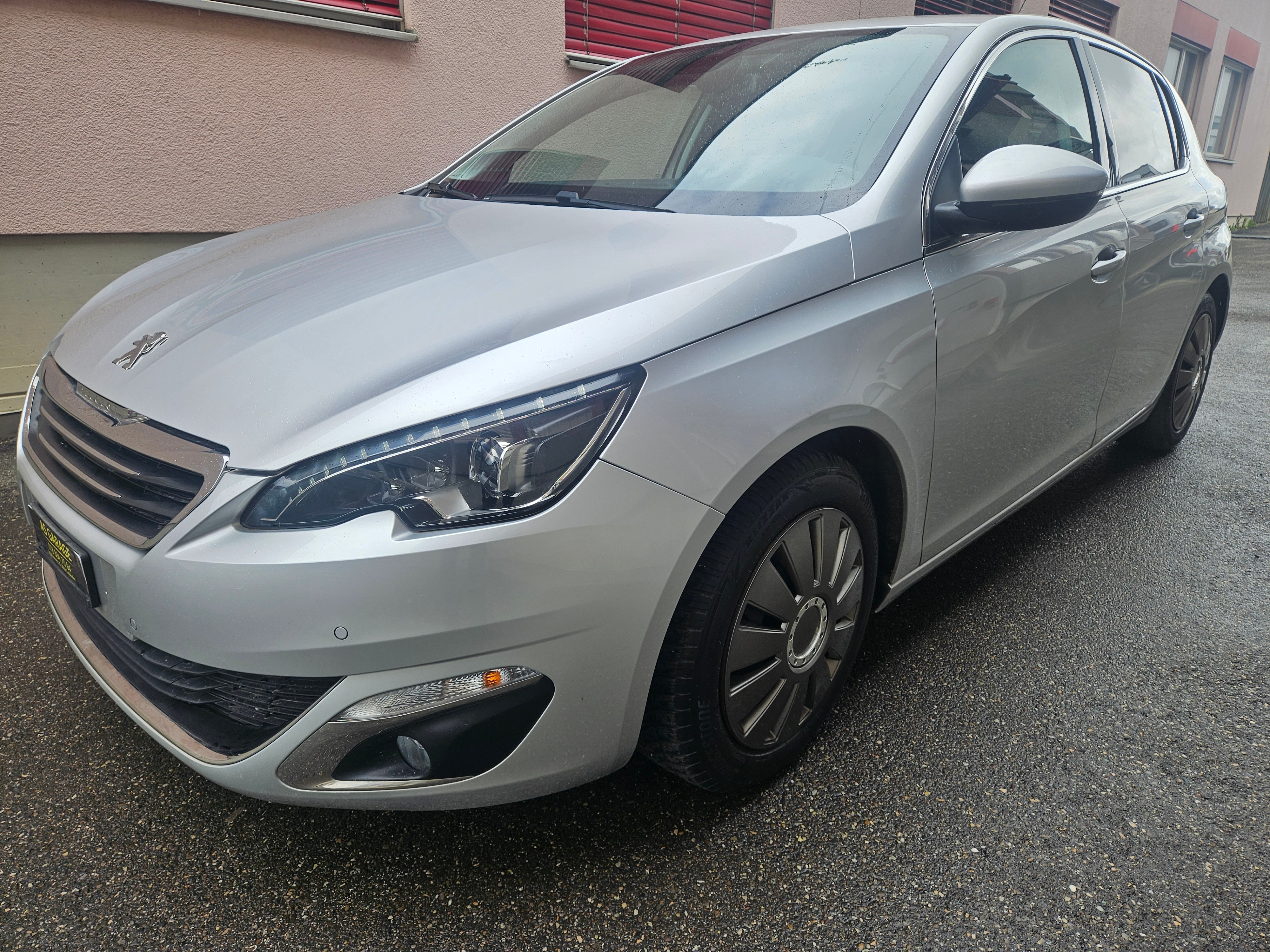 PEUGEOT 308 1.6 THP Allure