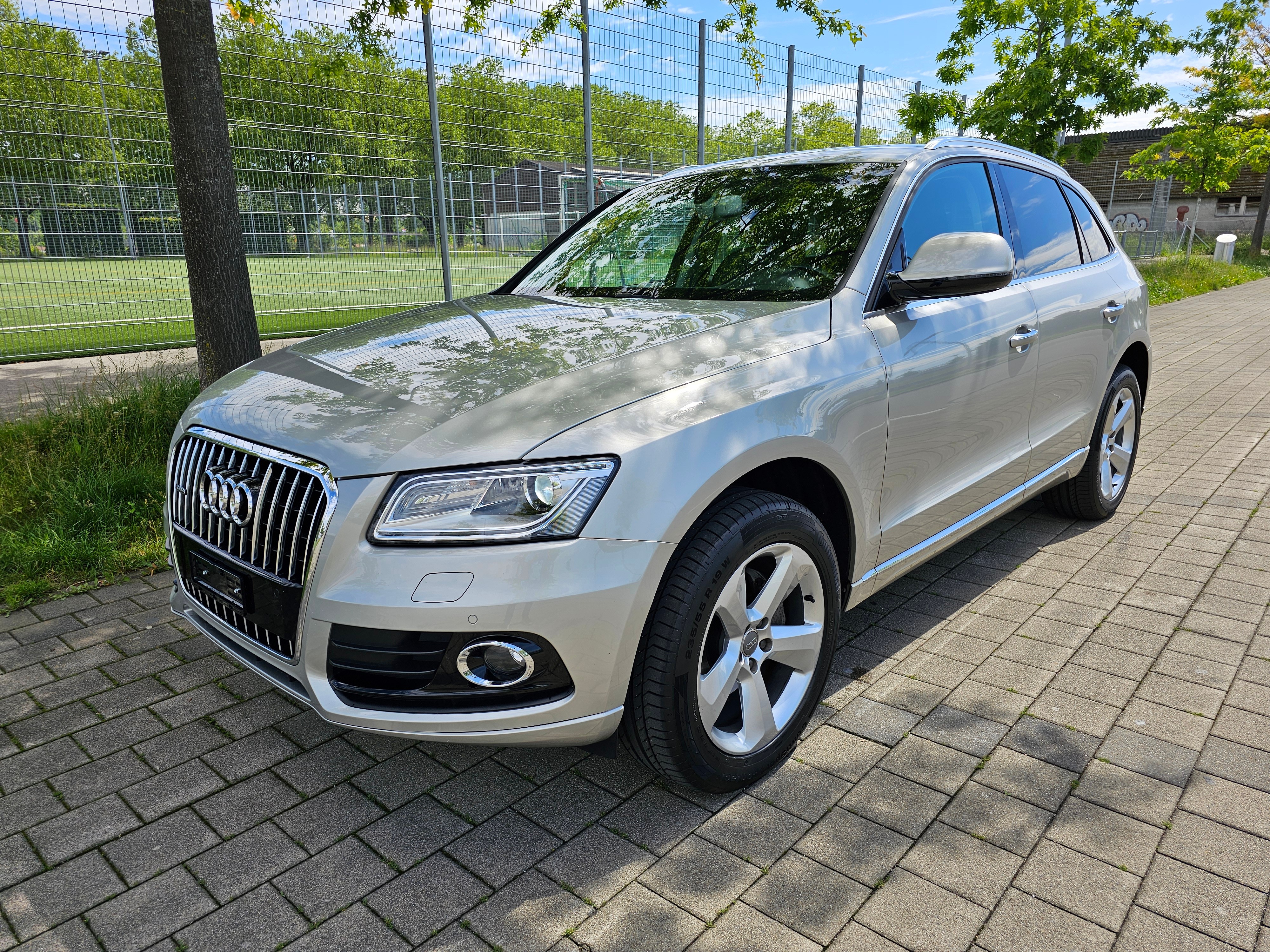 AUDI Q5 2.0 TDI quattro S-tronic