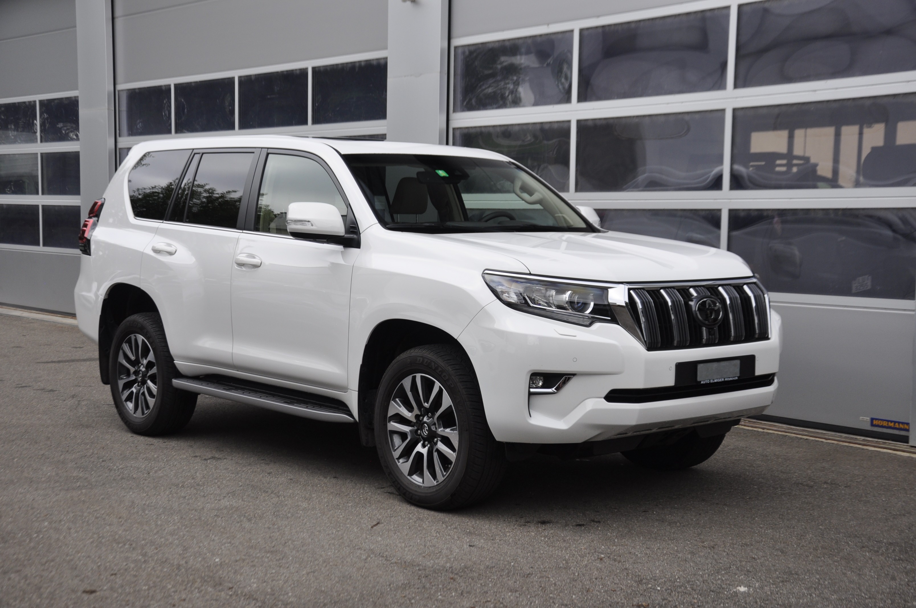 TOYOTA Land Cruiser 2.8TD Invincible Automat