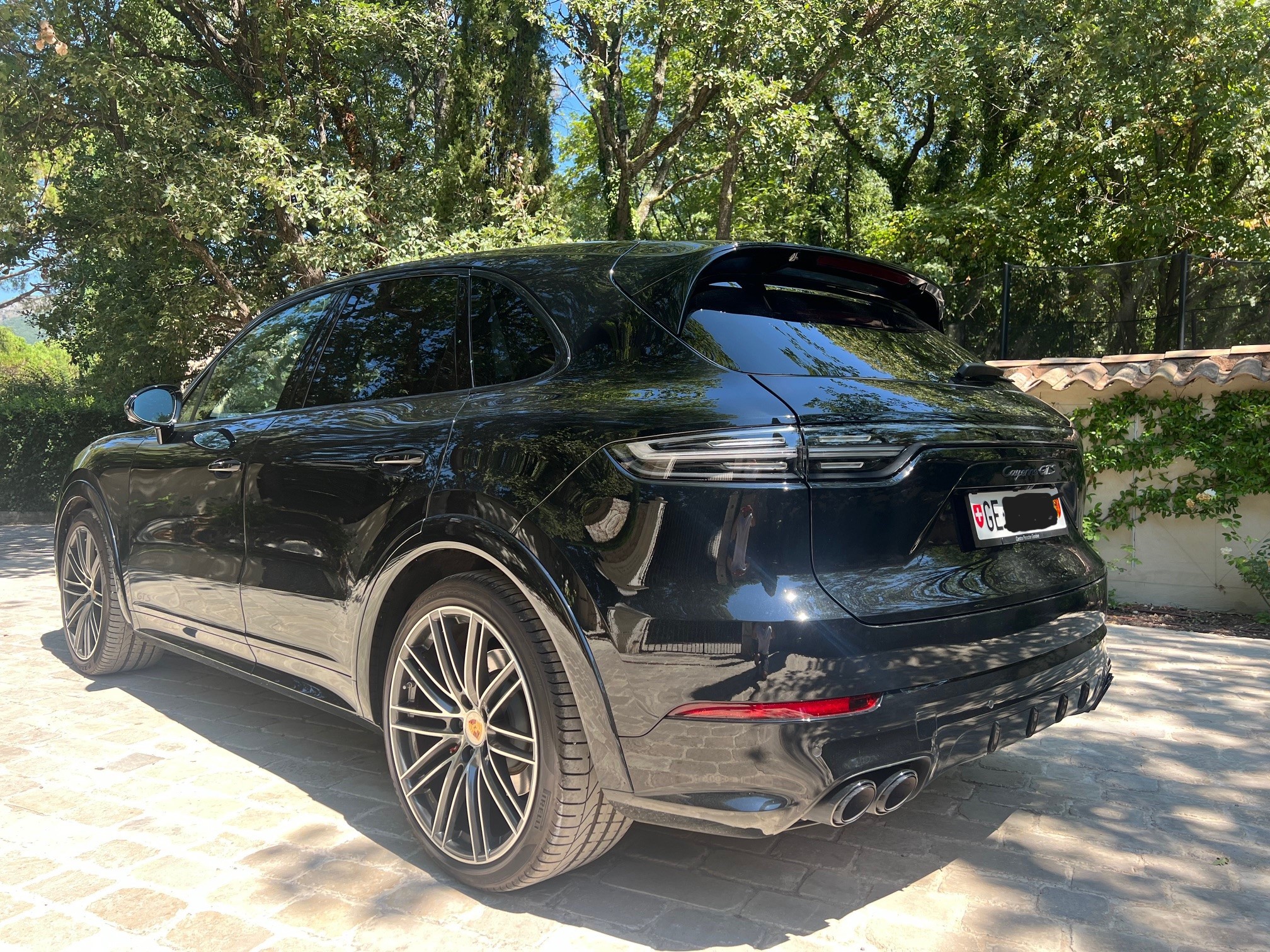 PORSCHE Cayenne GTS