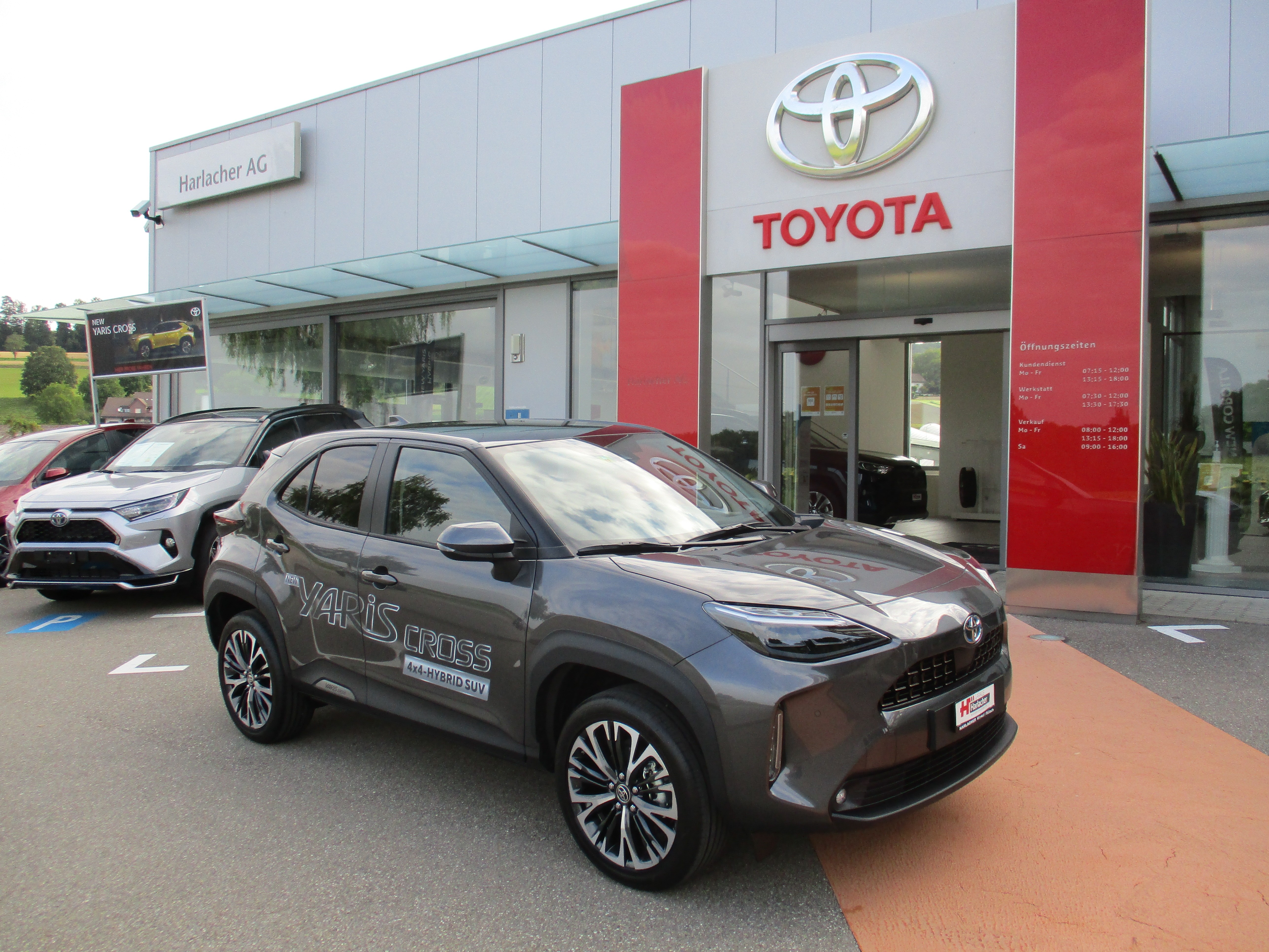 TOYOTA Yaris Cross 1.5 Elegant e-CVT AWDi