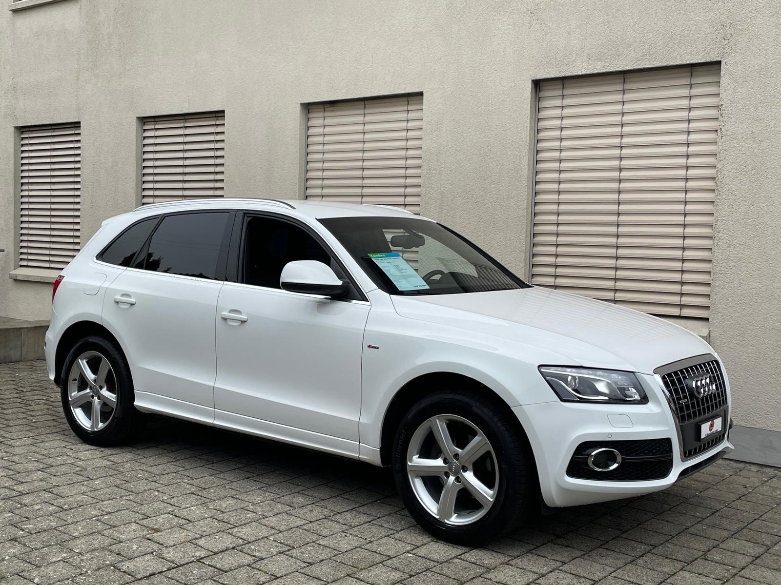 AUDI Q5 2.0 TFSI quattro S-tronic