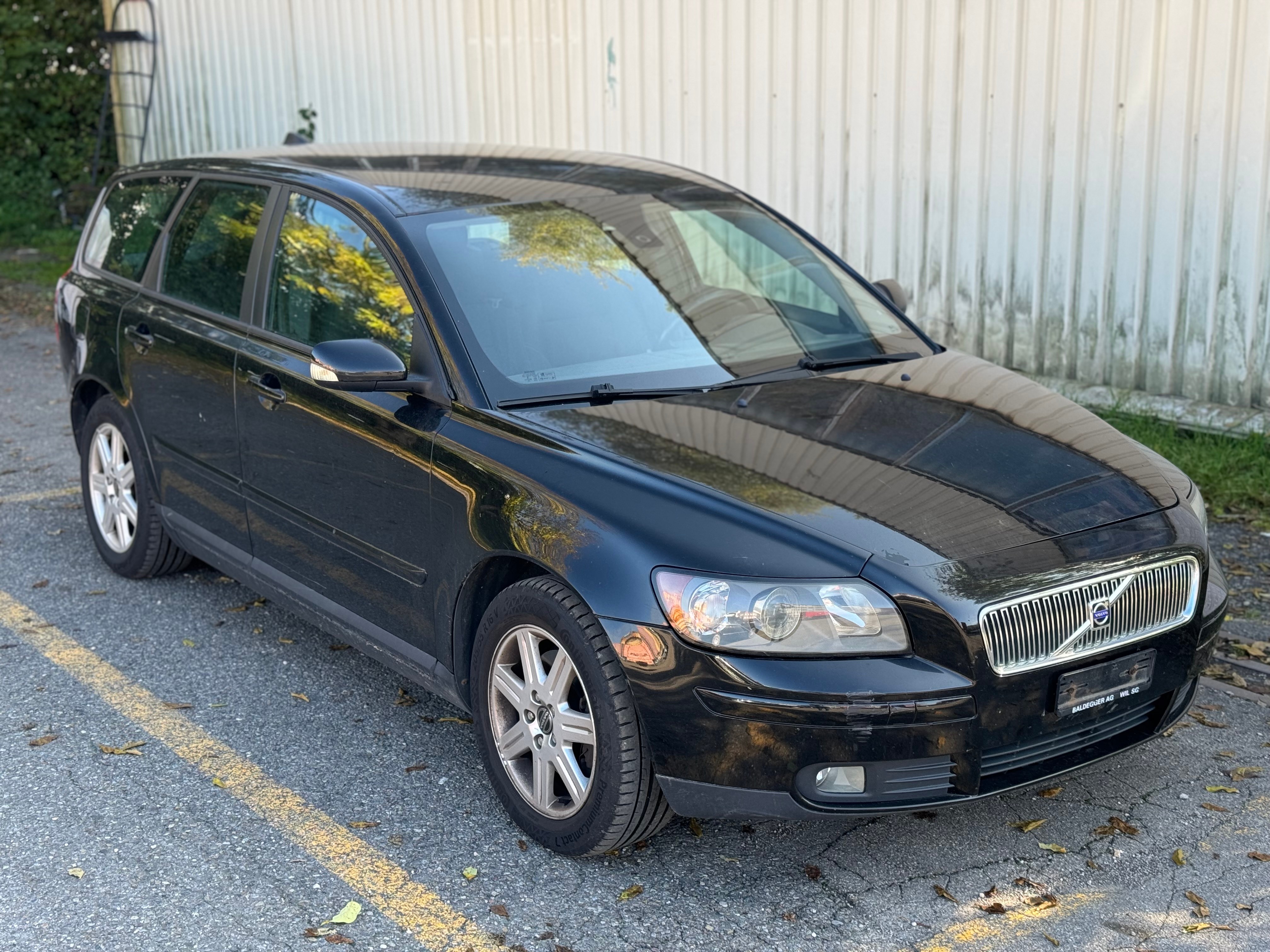 VOLVO V50 2.4I