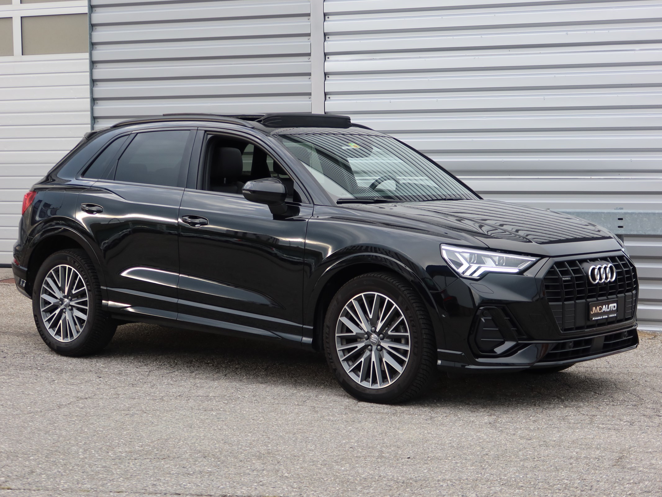 AUDI Q3 45 TFSI S line quattro