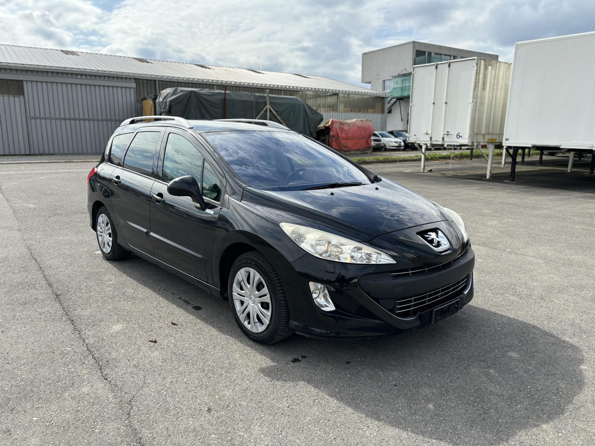 PEUGEOT 308 SW 1.6 16V Turbo Millesim 200