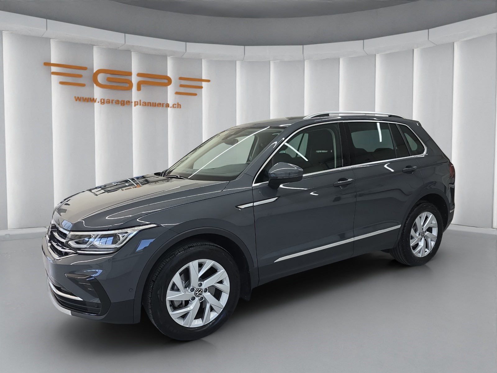 VW Tiguan 2.0 TSI Elegance DSG