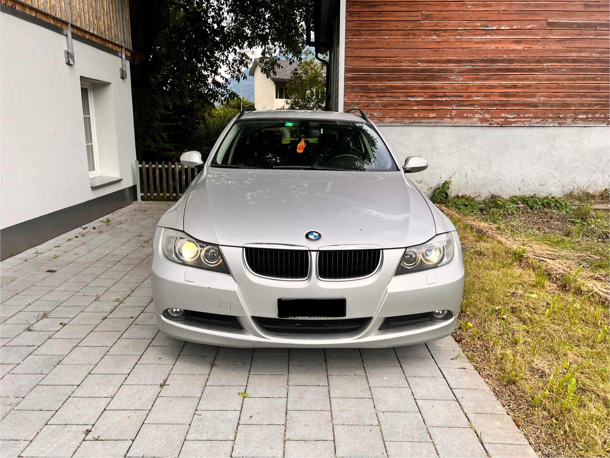 BMW 320d Touring Steptronic