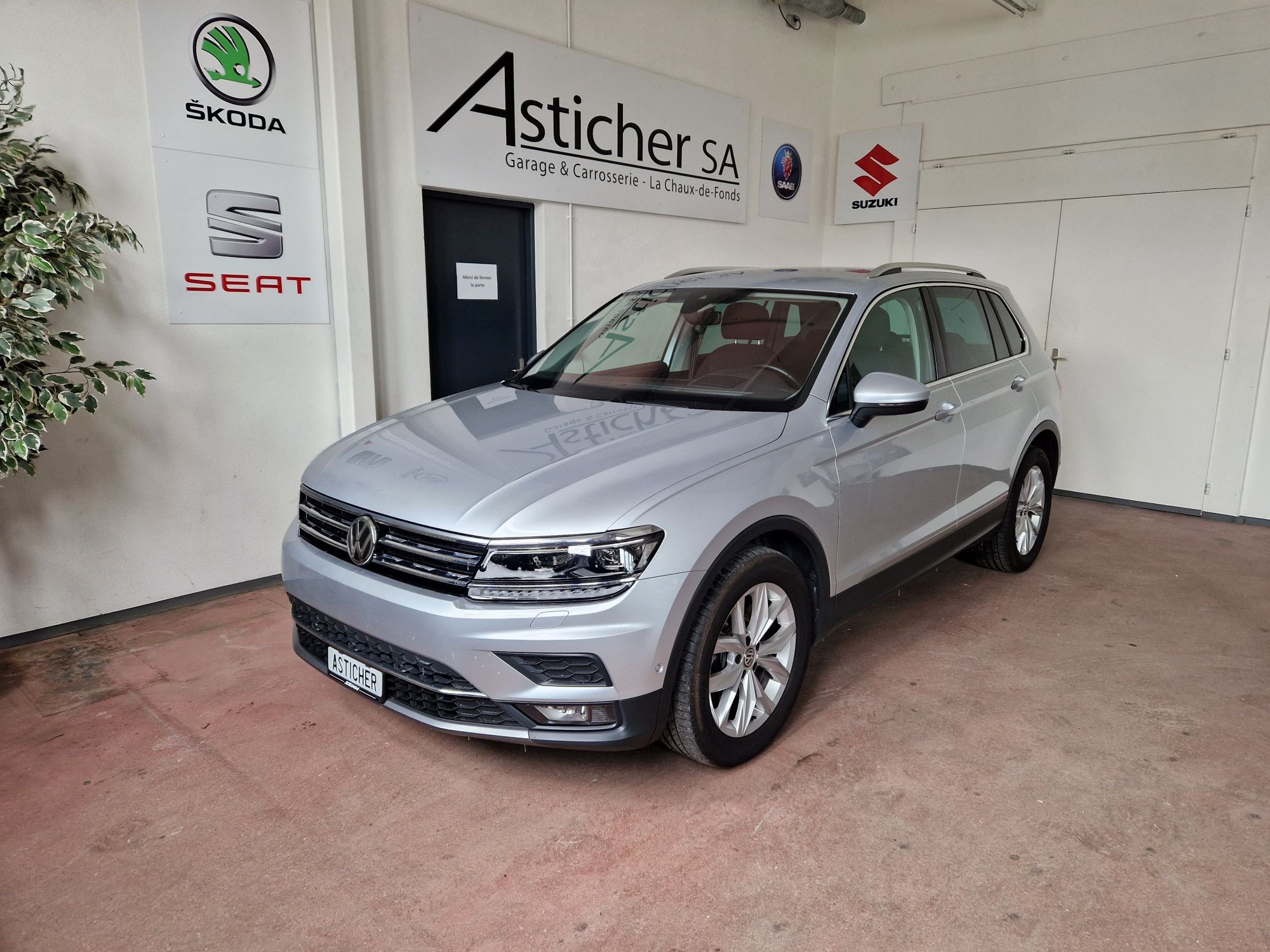 VW Tiguan 2.0TSI Comfortline 4Motion DSG