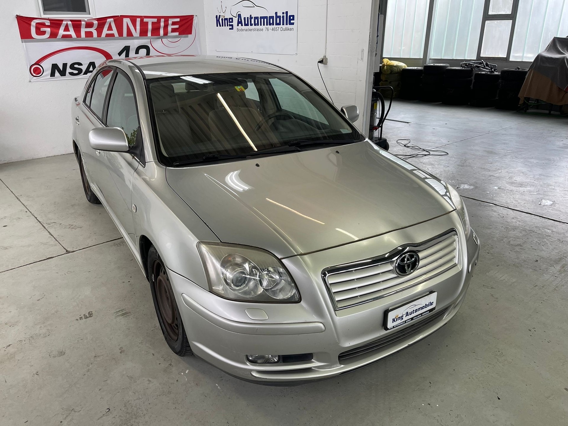 TOYOTA Avensis 2.0 D4 VVT-i Linea Sol Sedan