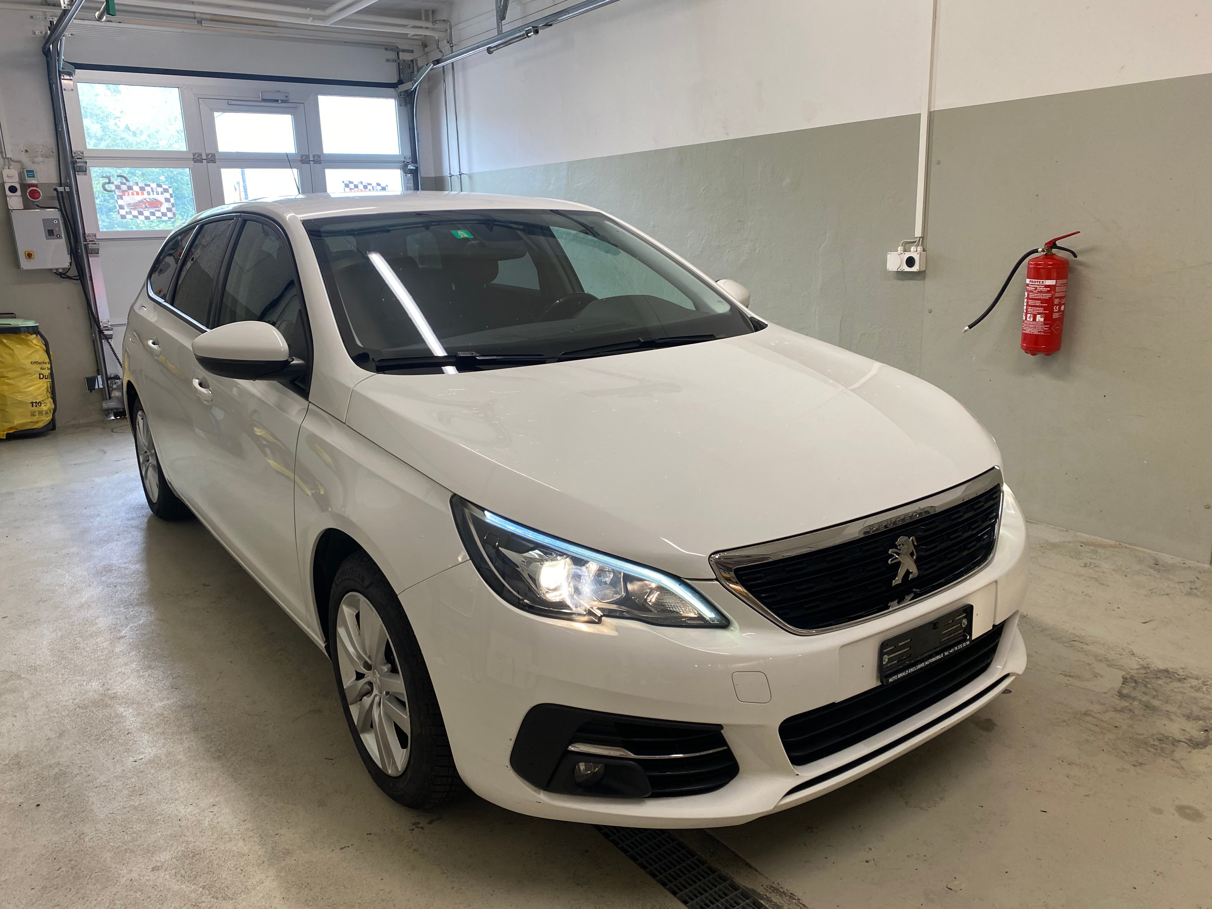 PEUGEOT 308 SW 1.5 BlueHDI Active EAT6