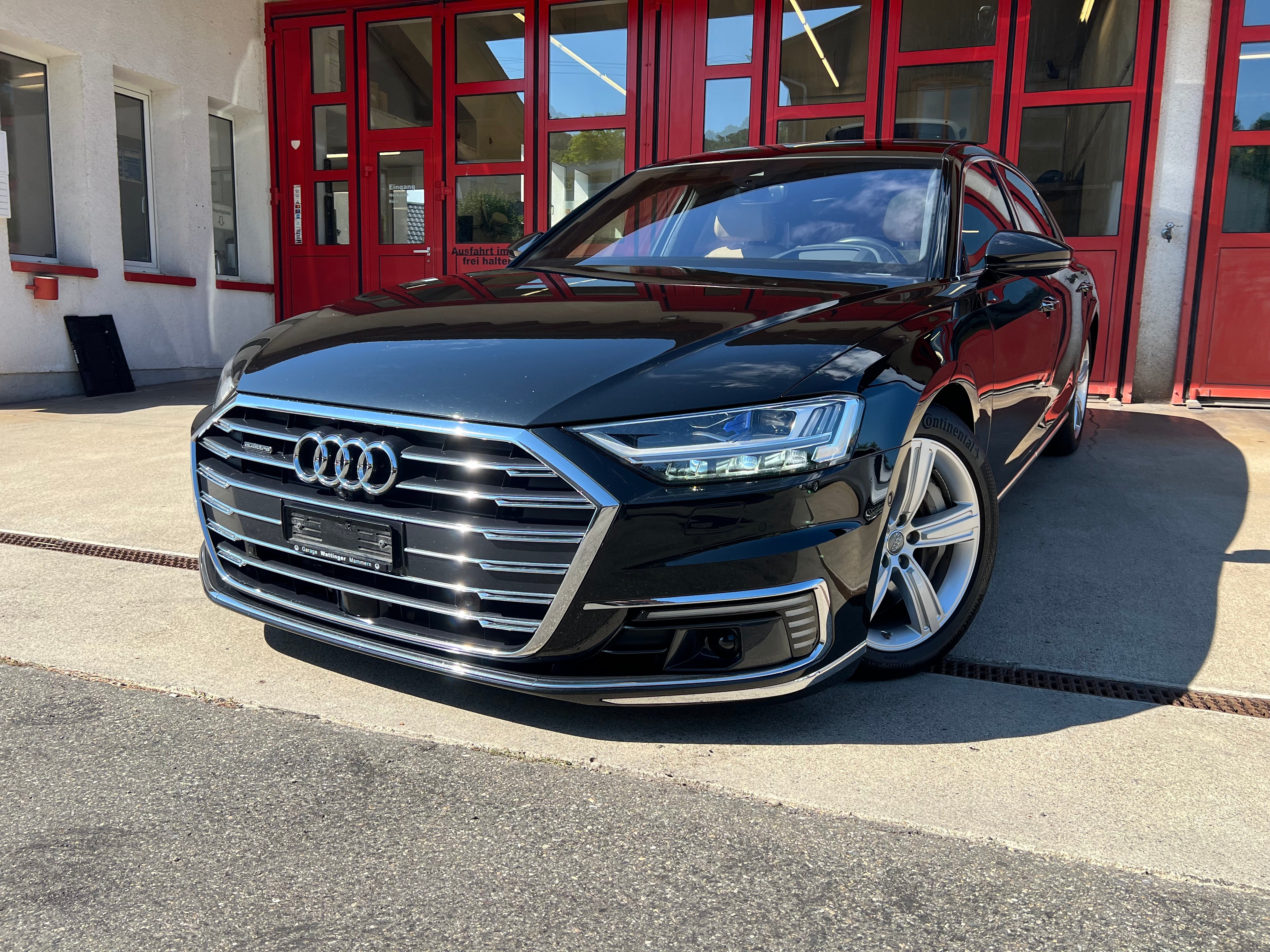 AUDI A8 60 L TFSI e quattro tiptronic