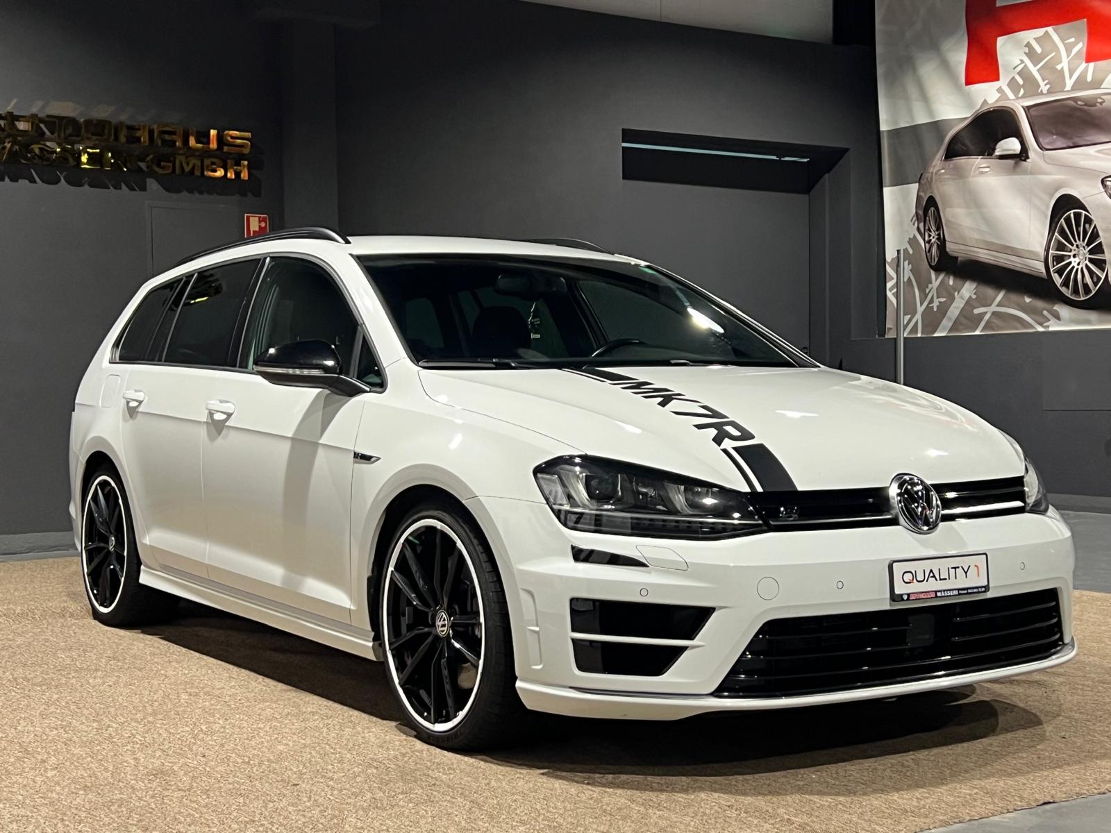 VW Golf Variant 2.0 TSI R 4 Motion DSG