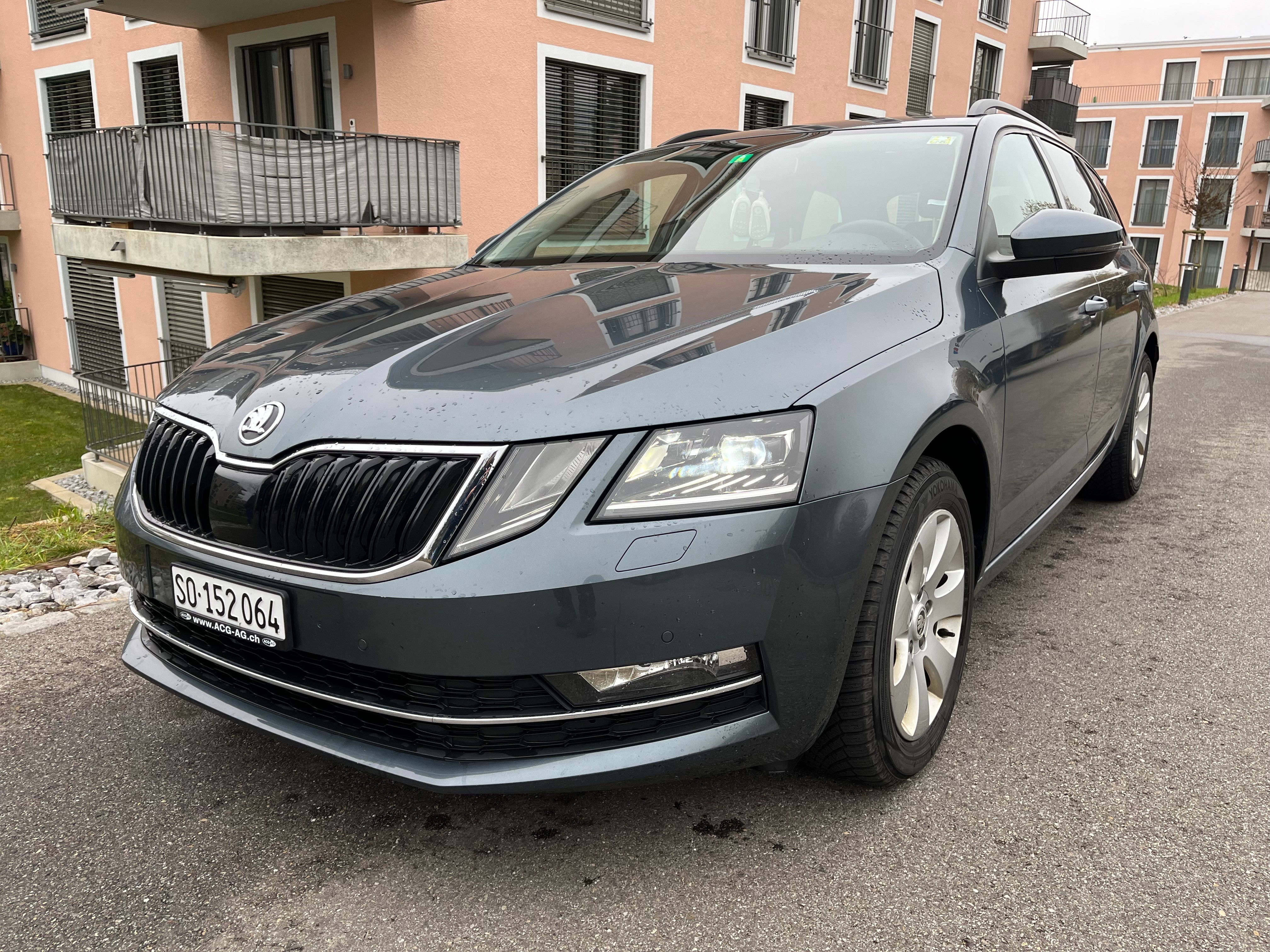 SKODA OCTAVIA 2.0 TDI**4x4**Leder**LED**Radar