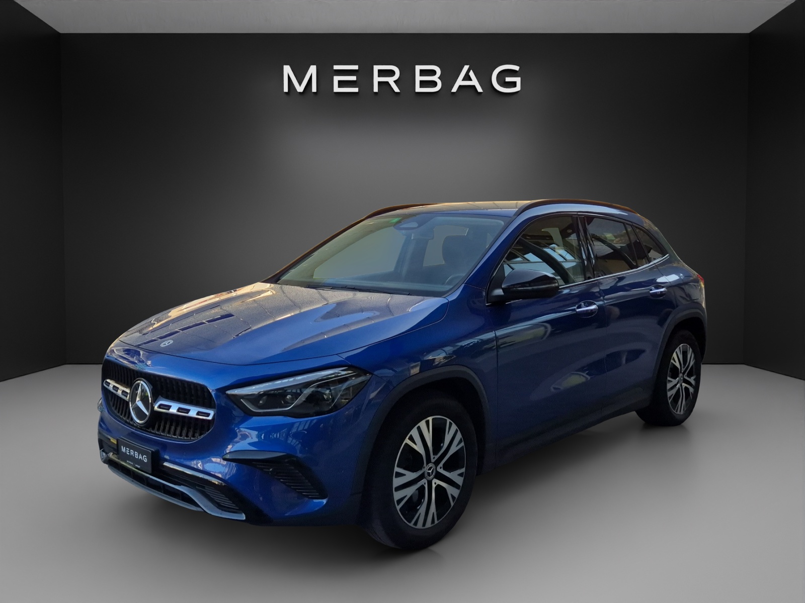 MERCEDES-BENZ GLA 220d 4Matic 8G-DCT