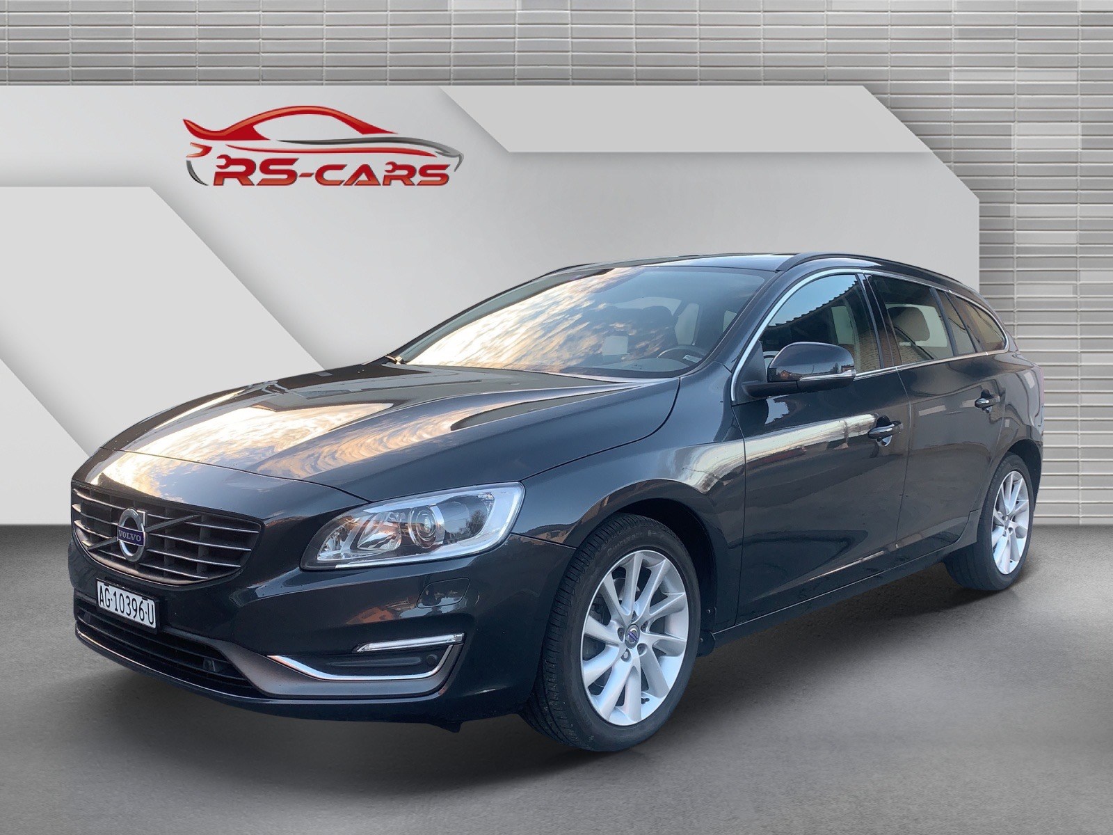 VOLVO V60 D4 Momentum Geartronic