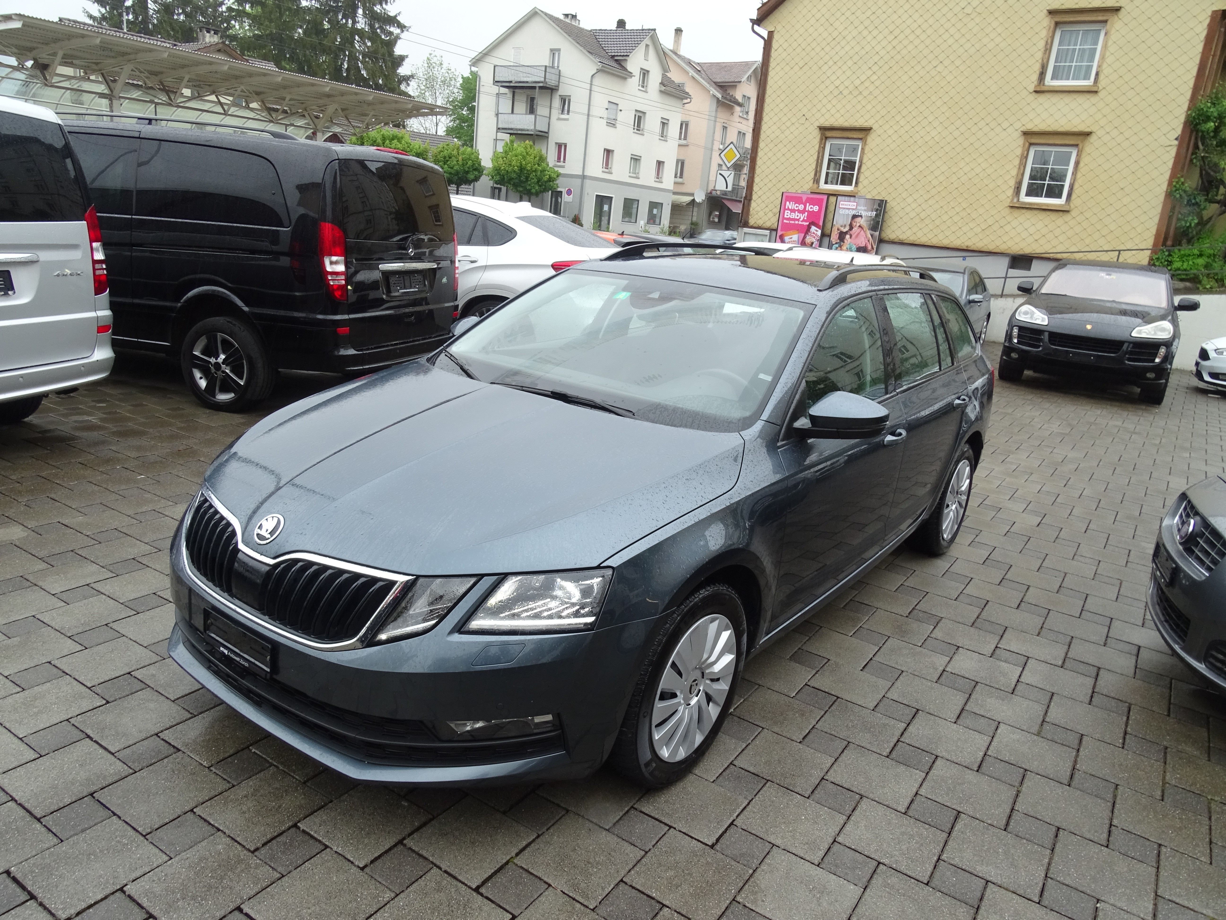 SKODA Octavia Combi 2.0 TDI Style 4x4 DSG