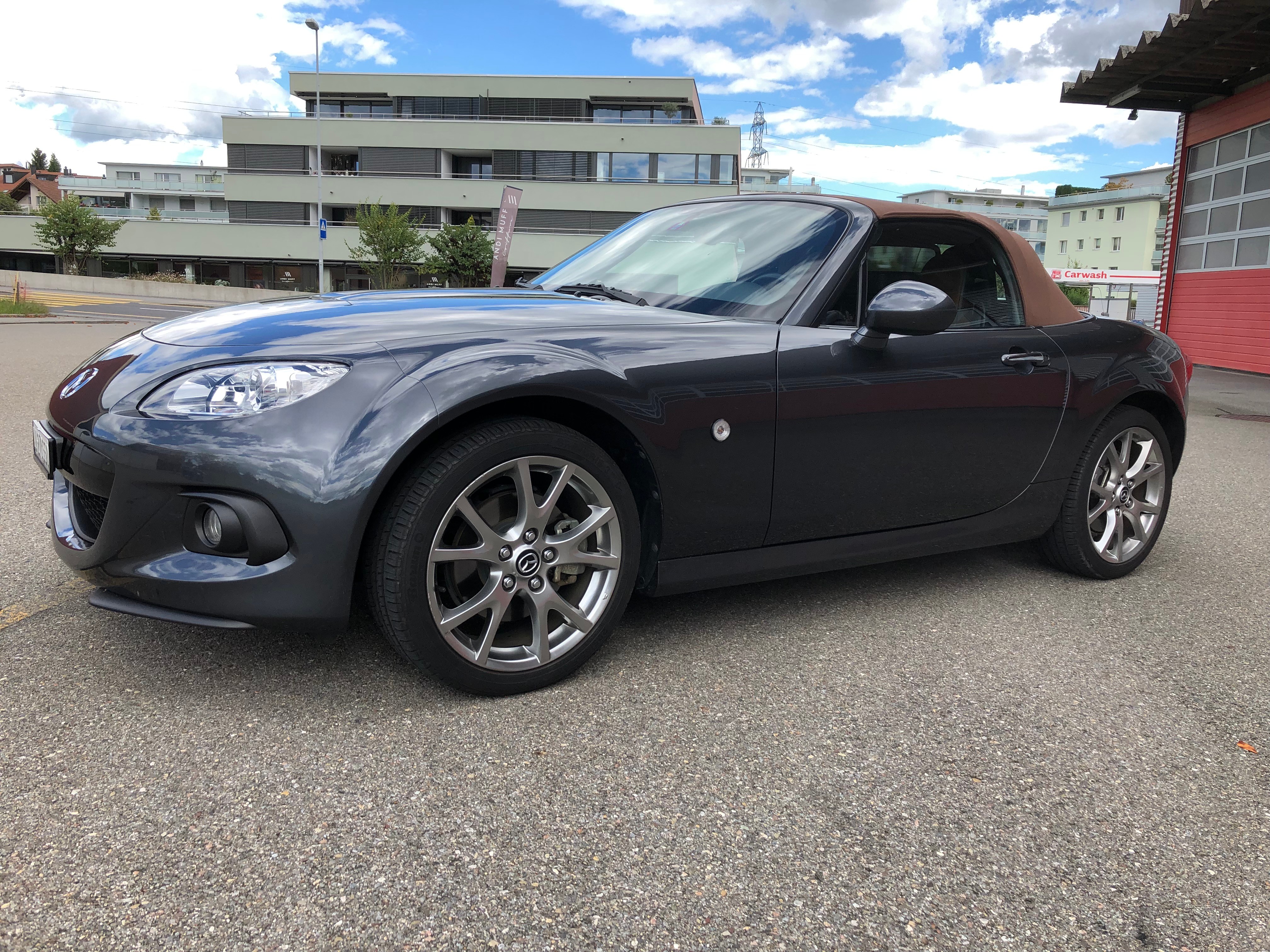 MAZDA MX-5 Roadster-Coupé 1.8i 16V Exclusive