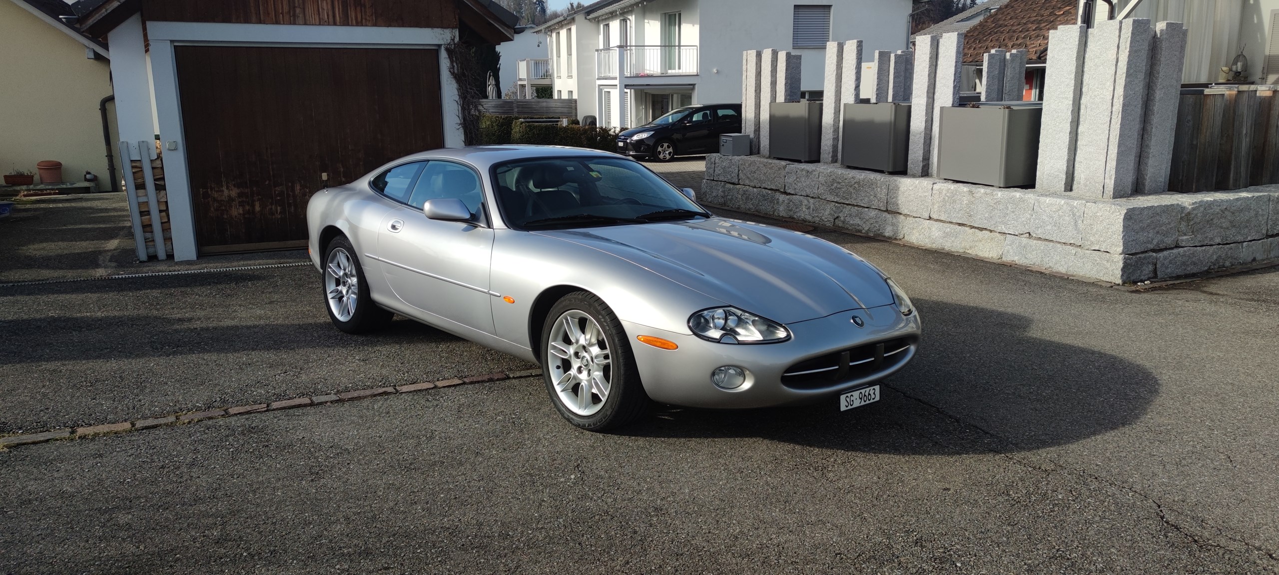 JAGUAR XK8