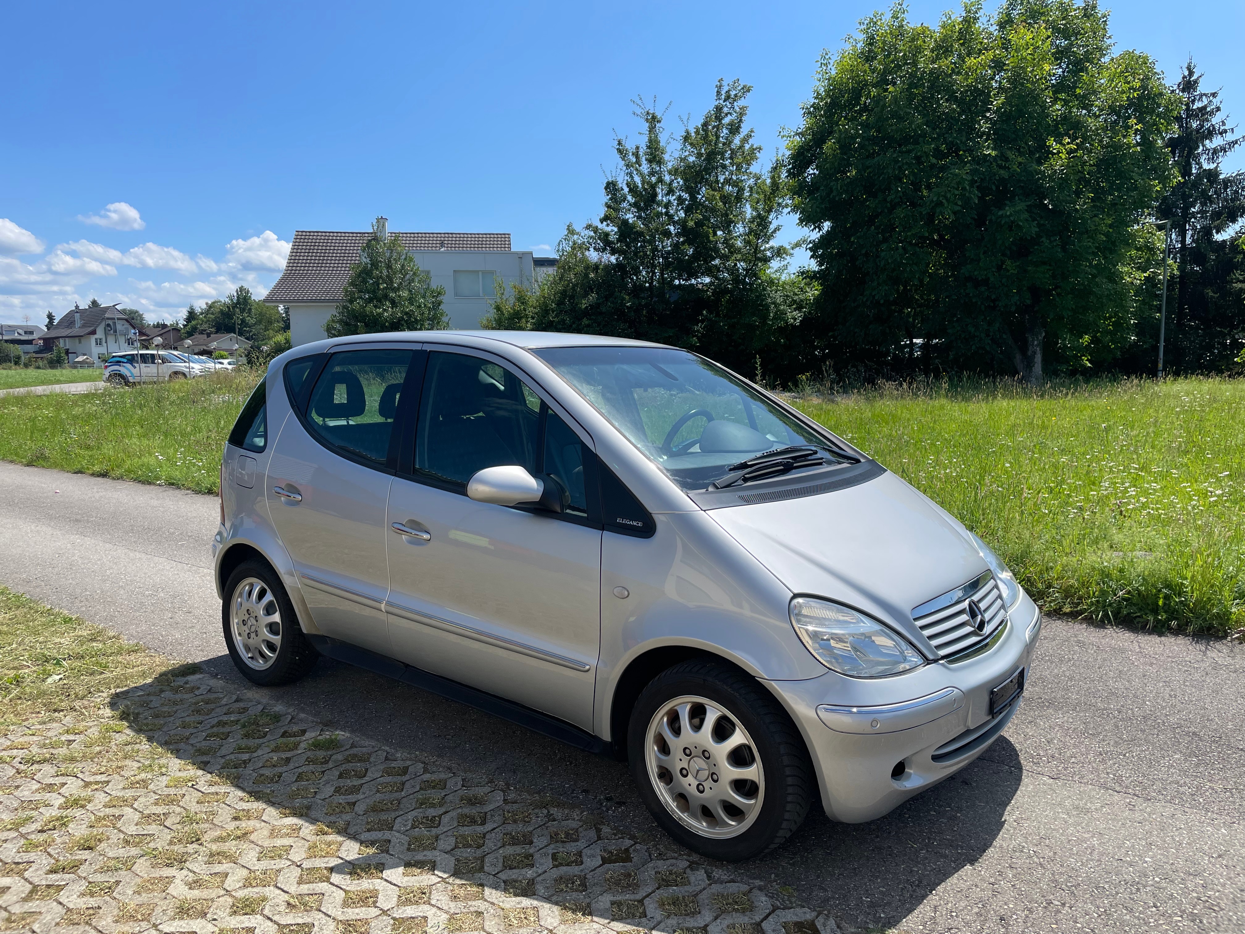 MERCEDES-BENZ A 160 Elégance