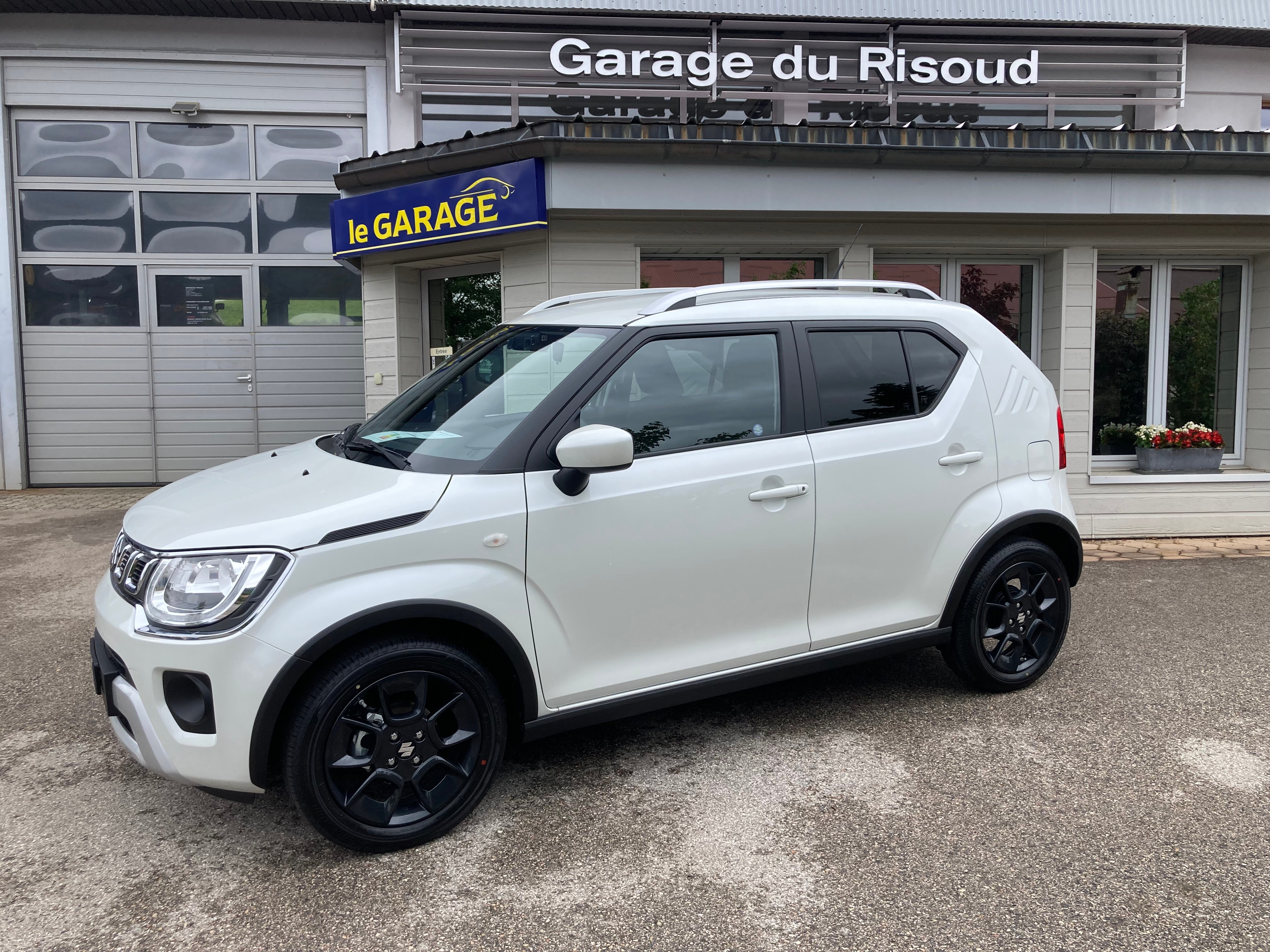 SUZUKI Ignis 1.2i Compact+ Hybrid 4x4