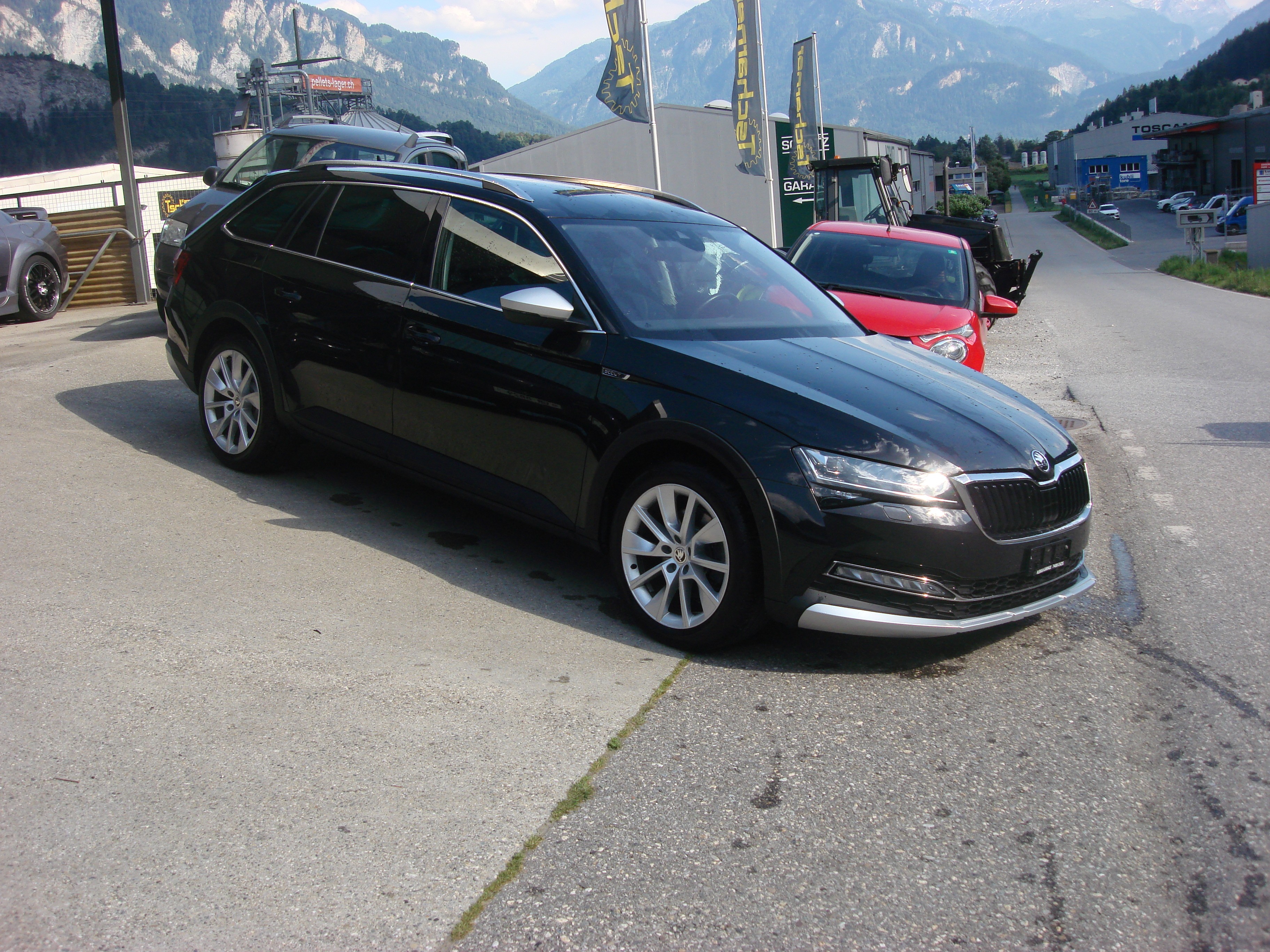 SKODA Superb 2.0 TDi Scout 4x4 DSG