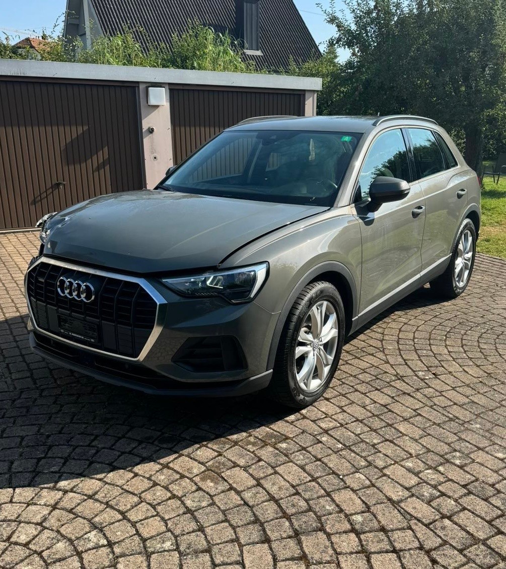 AUDI Q3 40 TFSI quattro S-tronic