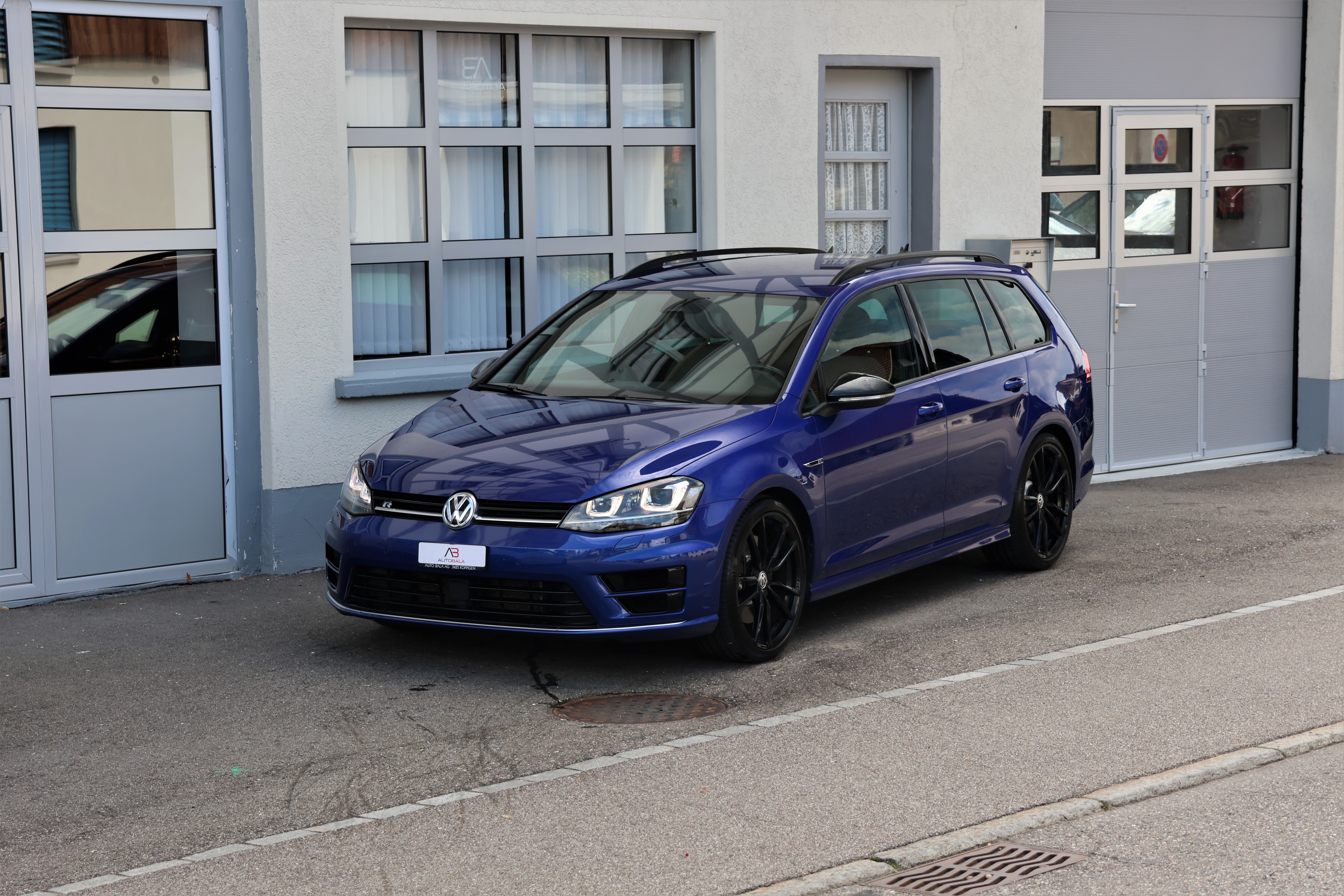 VW Golf Variant 2.0 TSI R 4 Motion DSG