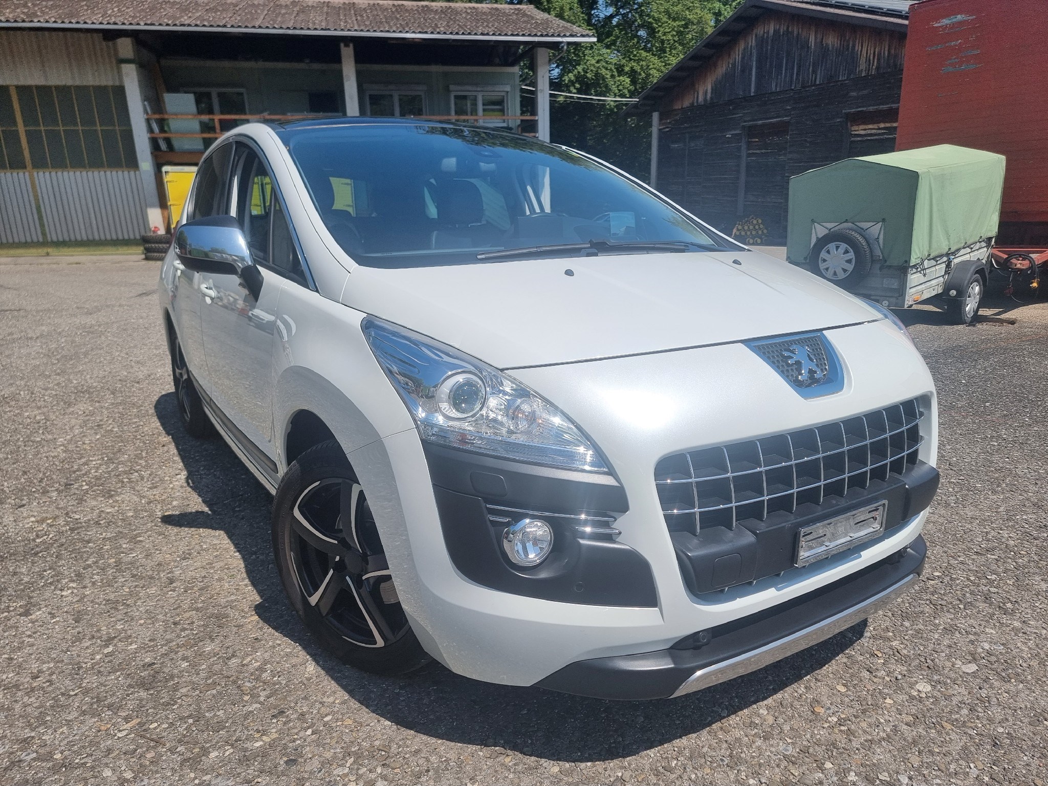 PEUGEOT 3008 2.0 HDI Allure