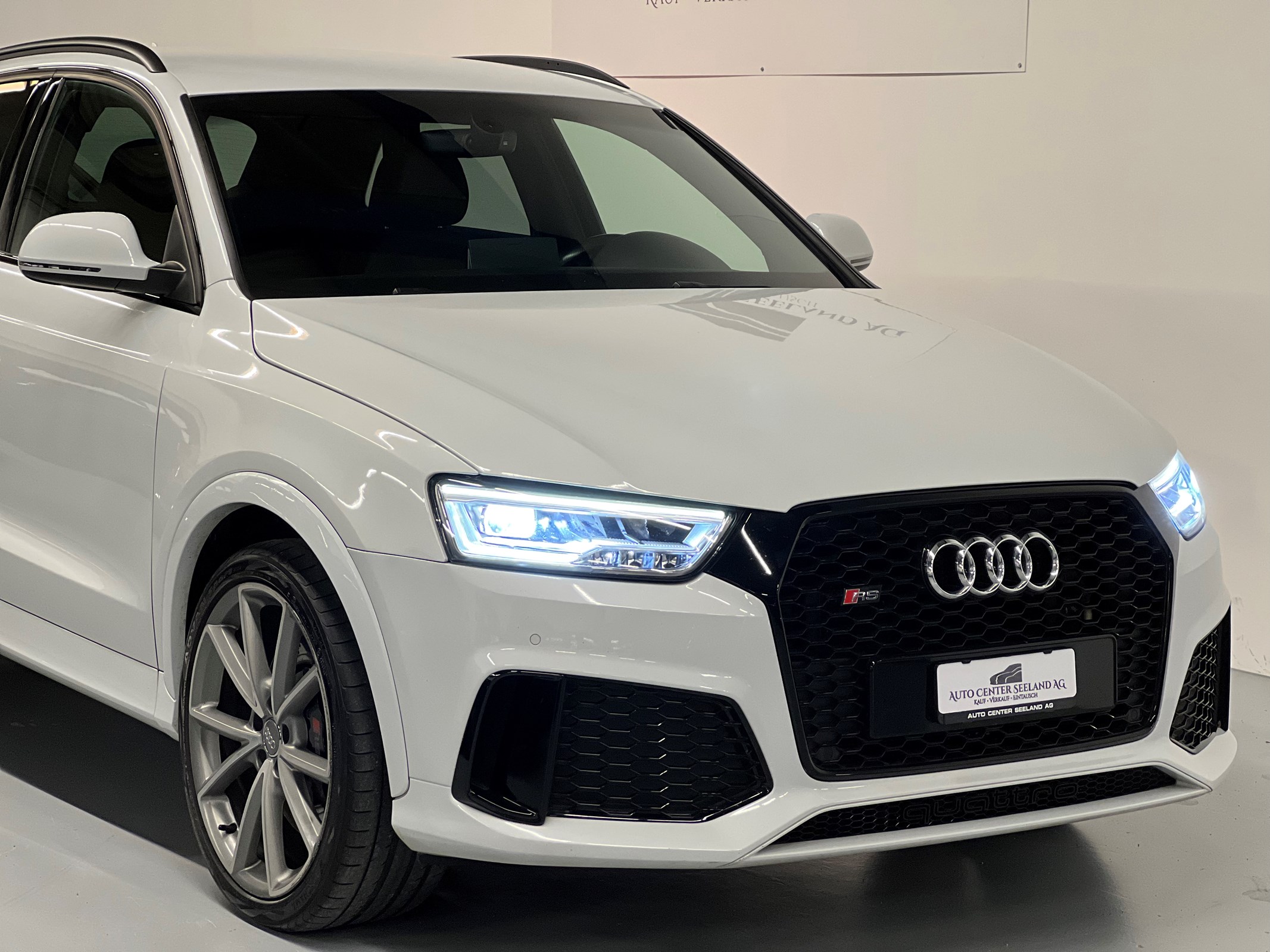 AUDI RS Q3 2.5 TFSI quattro S-tronic