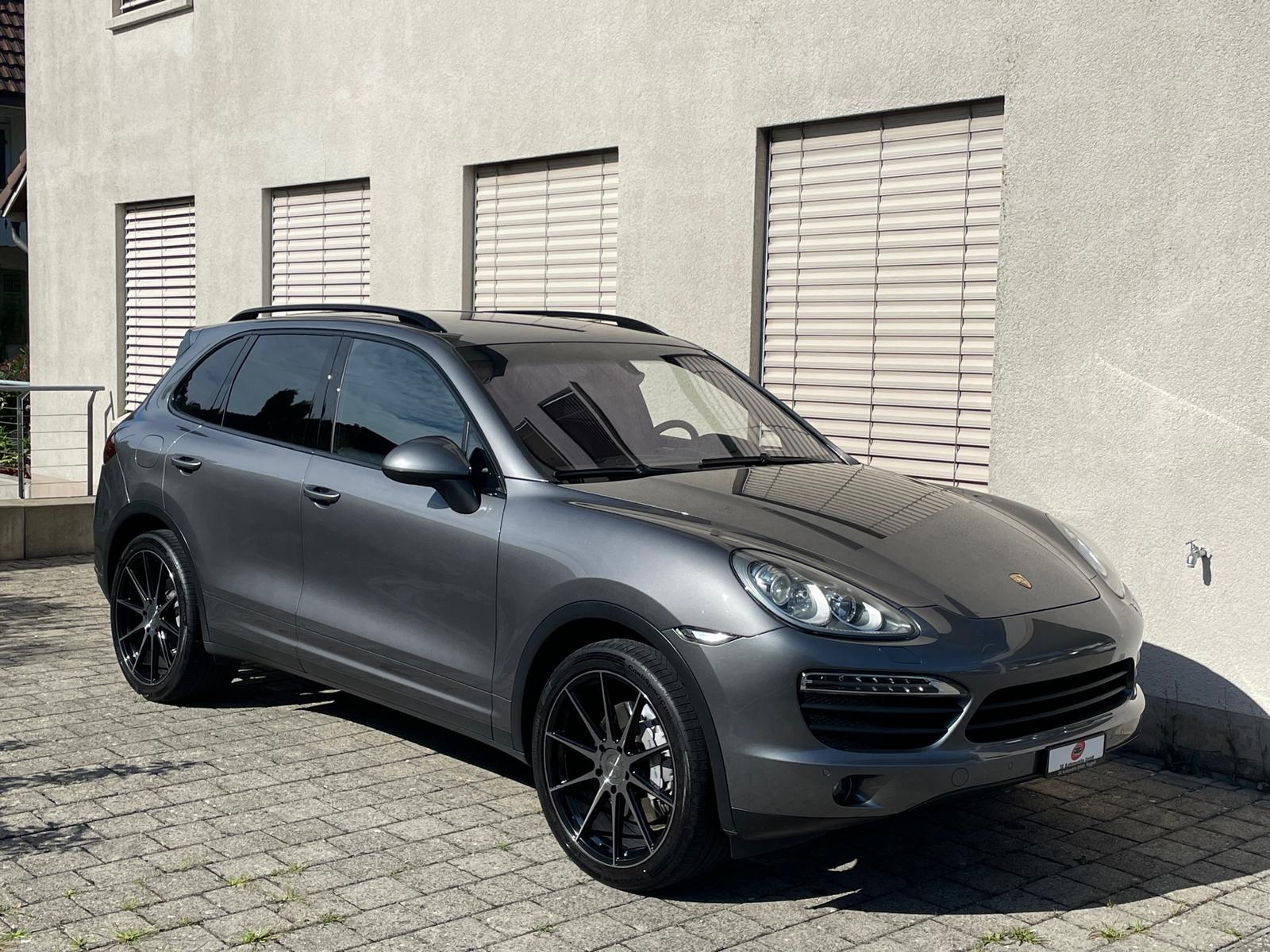 PORSCHE Cayenne S