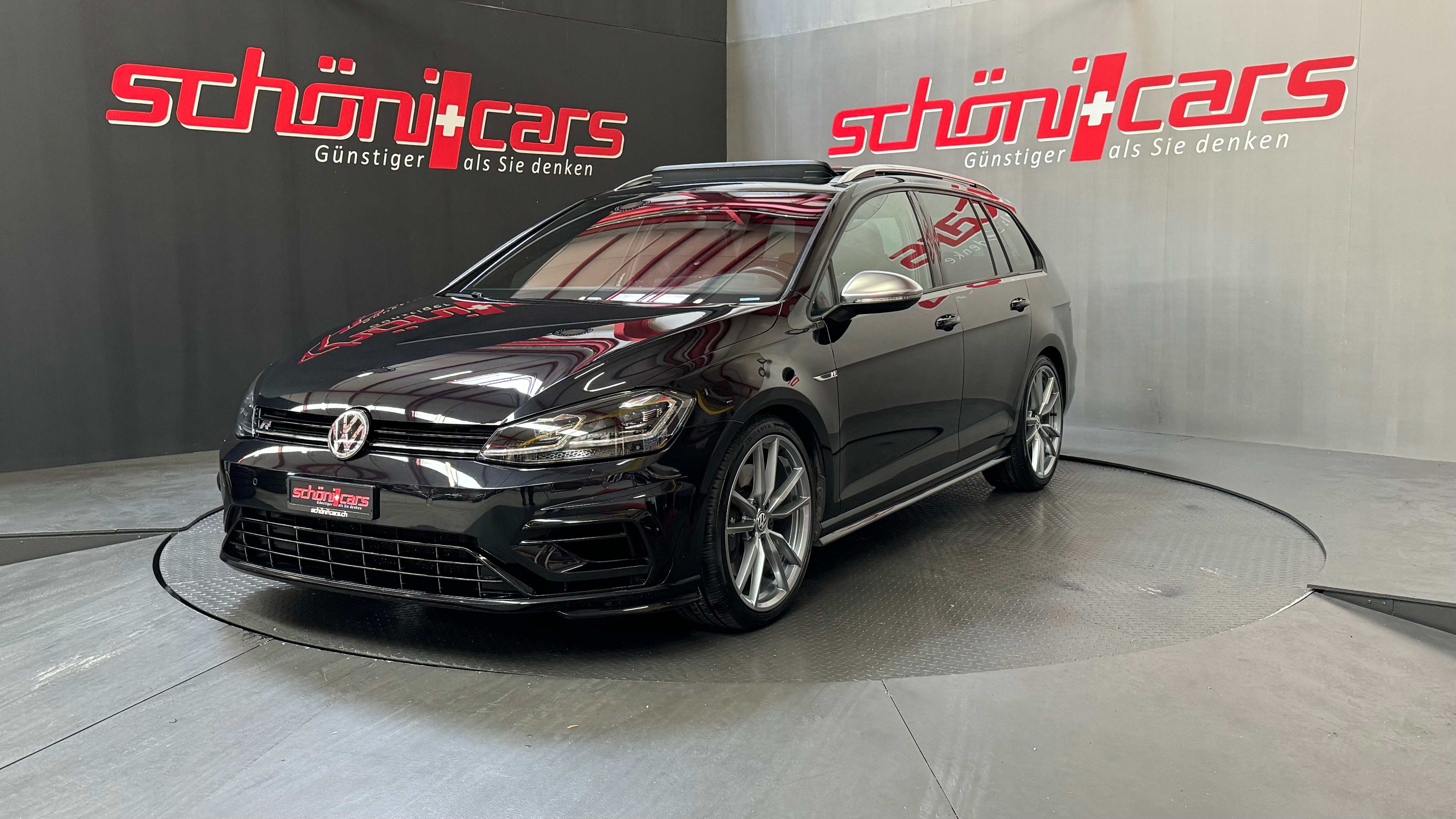 VW Golf Variant 2.0 TSI R 4Motion DSG