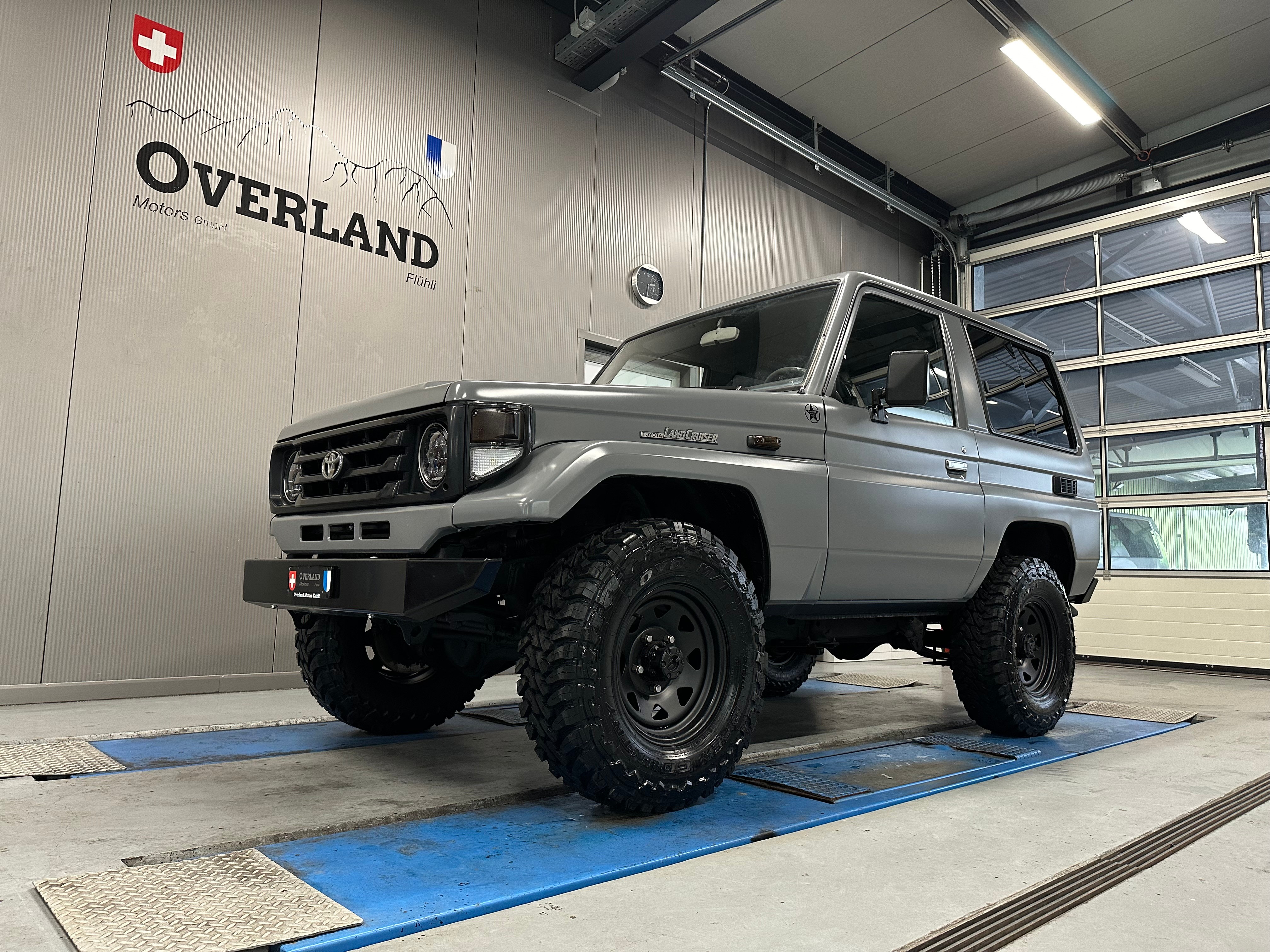 TOYOTA Land Cruiser 400 HdT 4.2 D HZJ 71