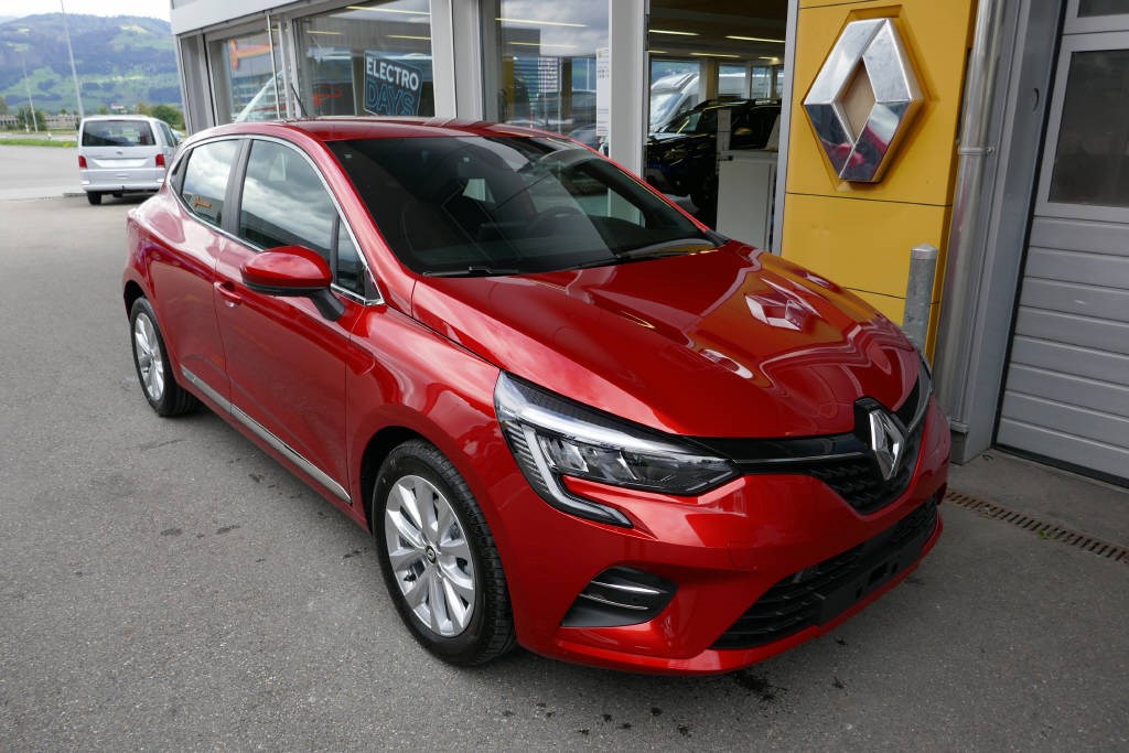 RENAULT Clio Intens E-TECH 145 PS full hybrid