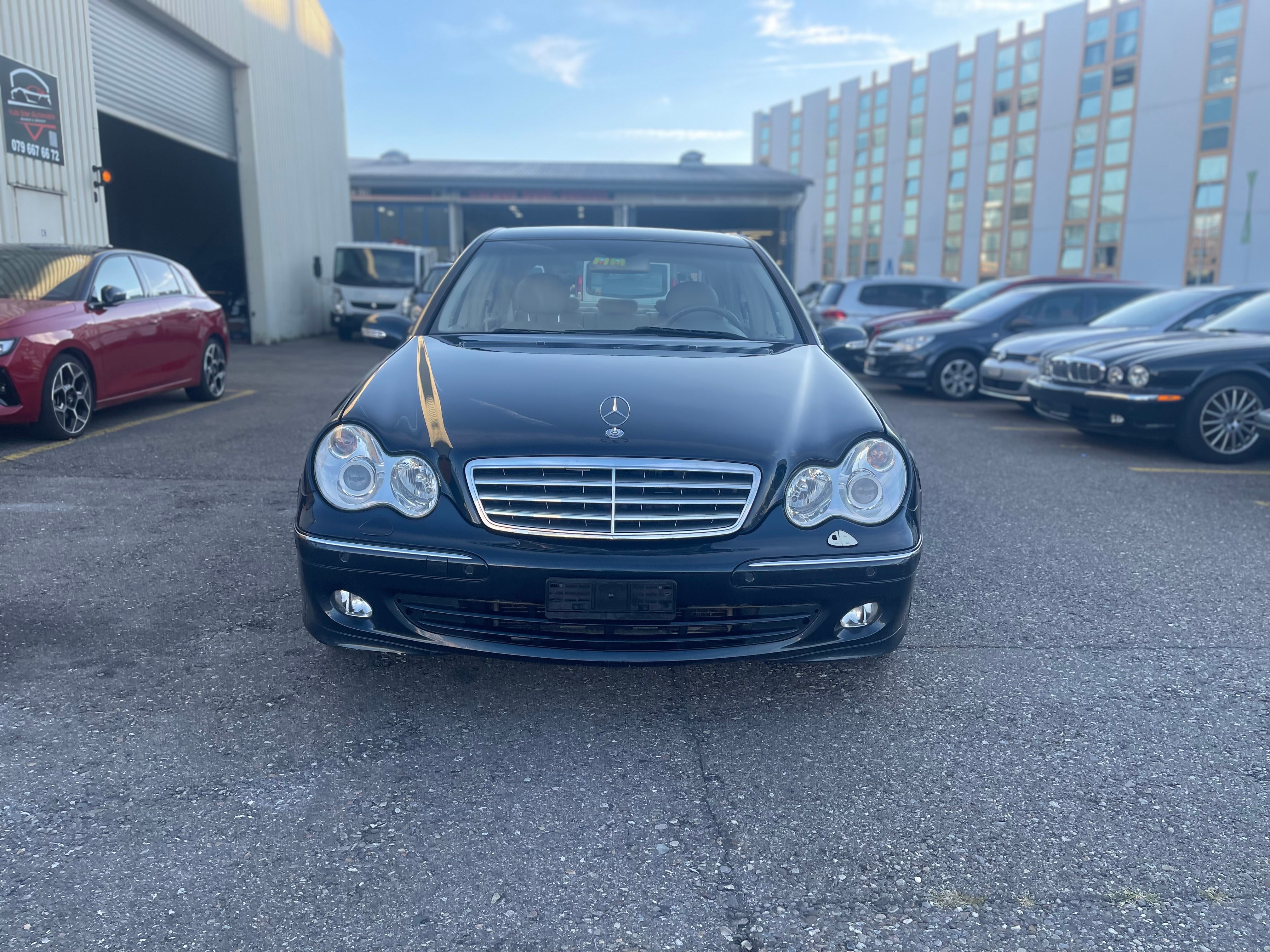 MERCEDES-BENZ C 240