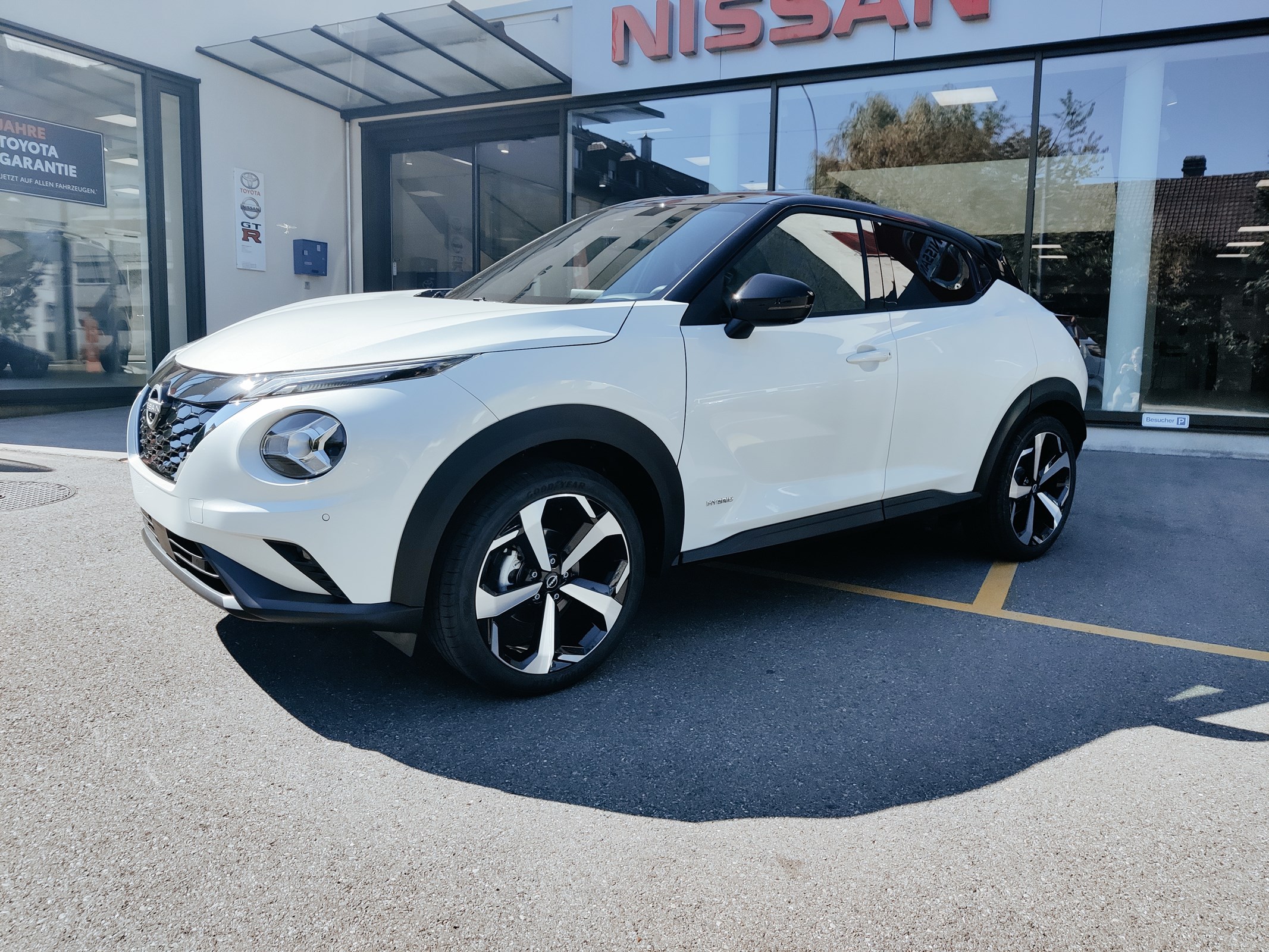 NISSAN JUKE 1.6 Hybrid Tekna