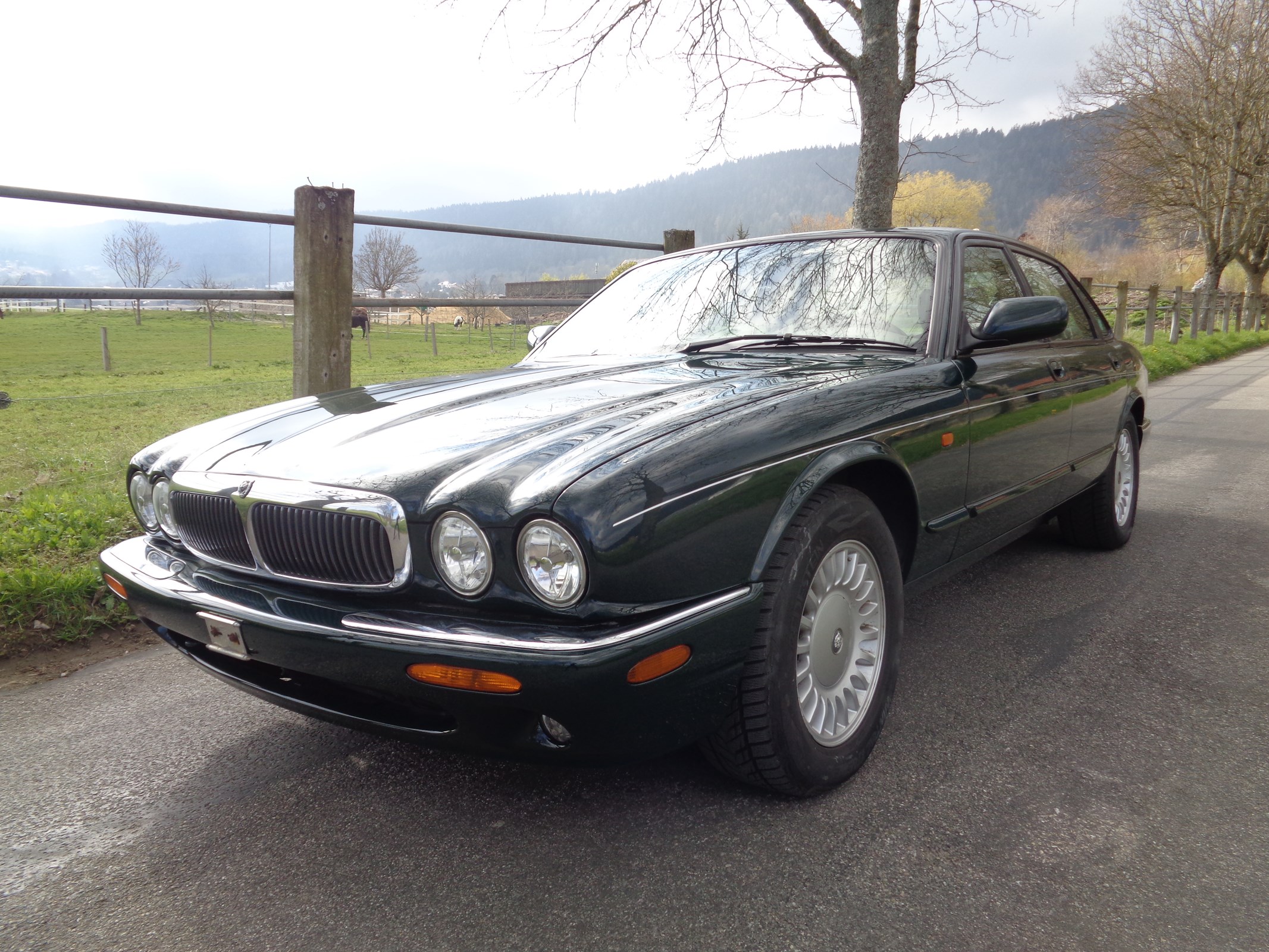 JAGUAR XJ 3.2 V8