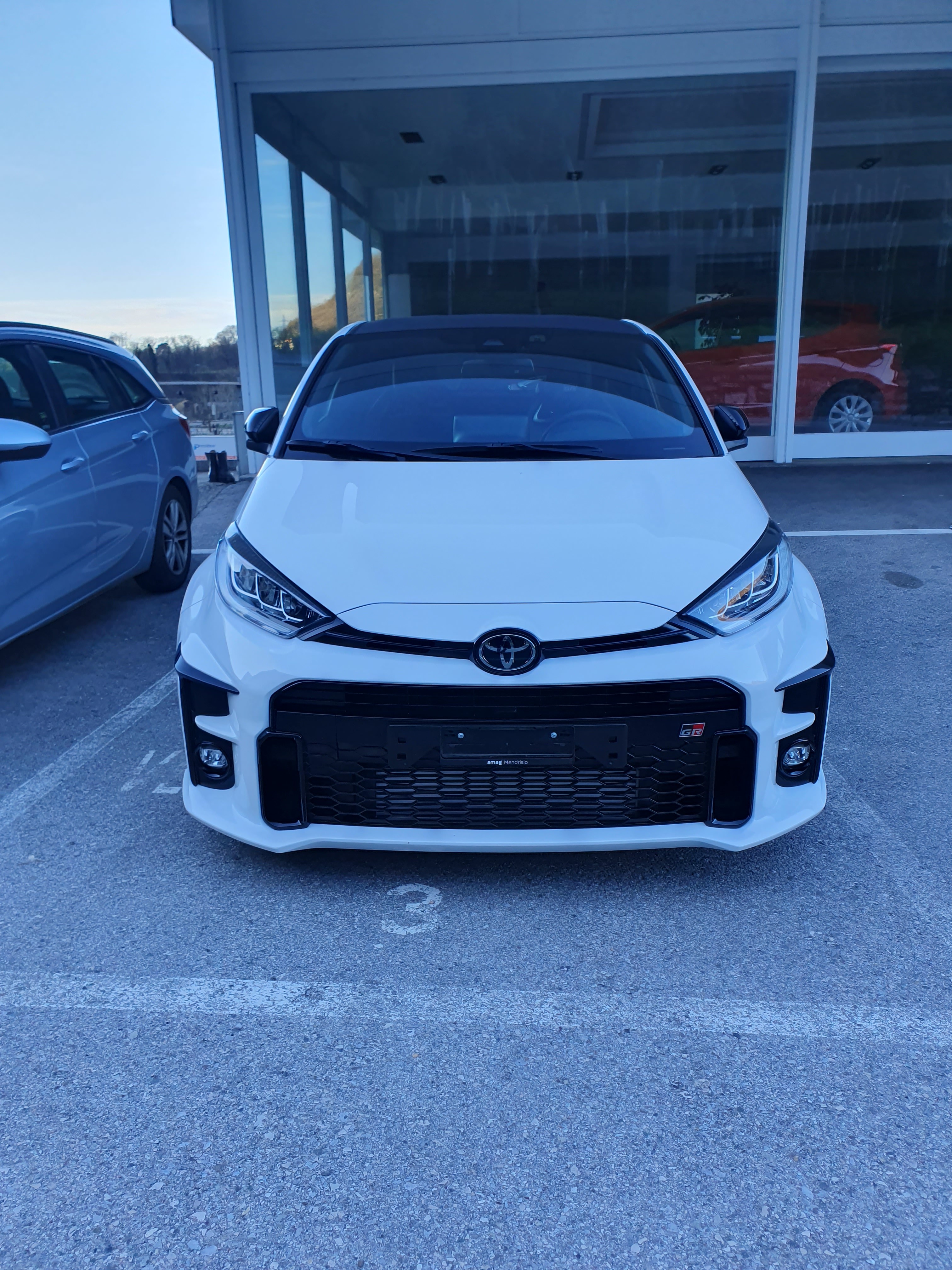 TOYOTA Yaris 1.6 GR Sport