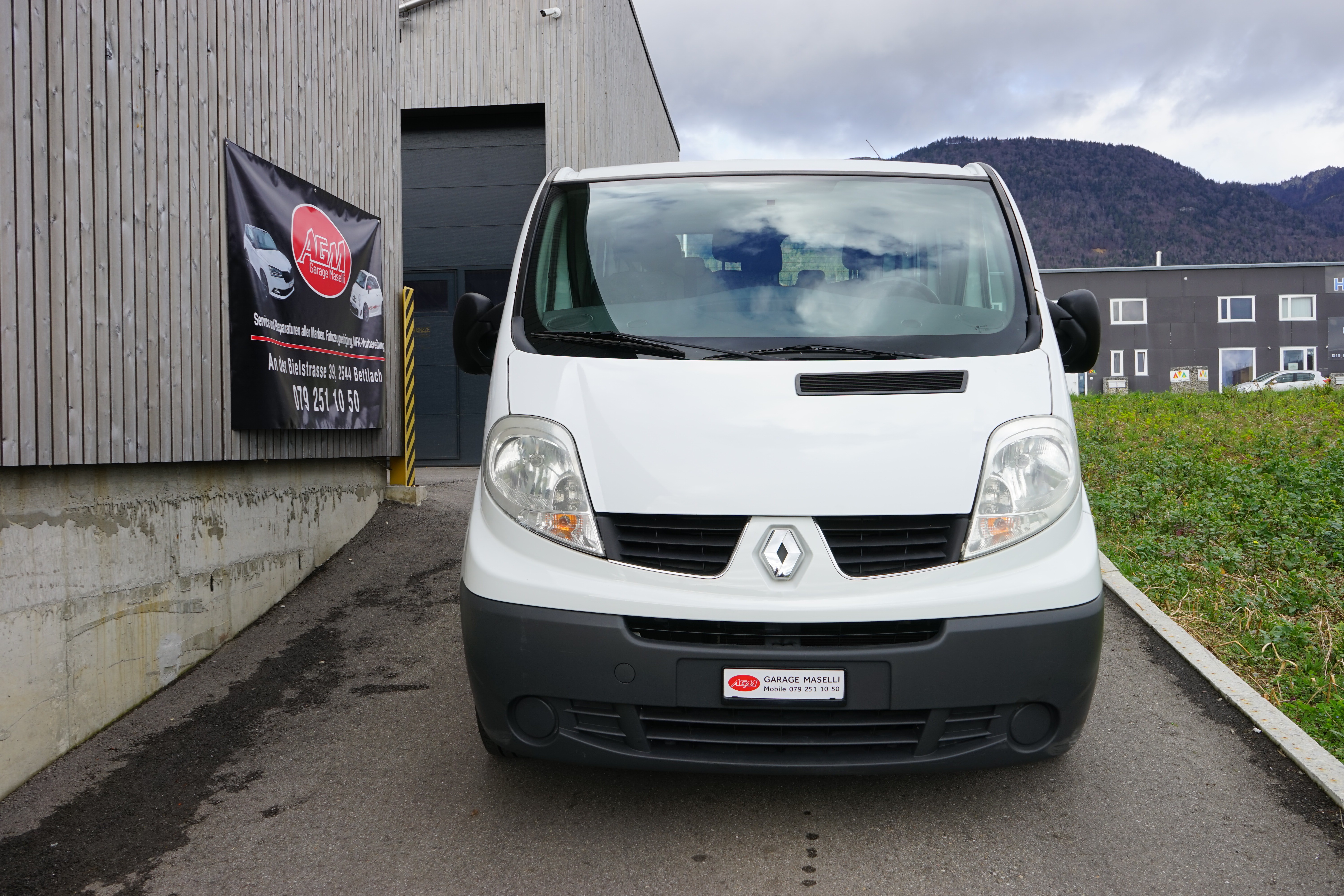 RENAULT Trafic 2.0dCi Eco Passenger Authentique