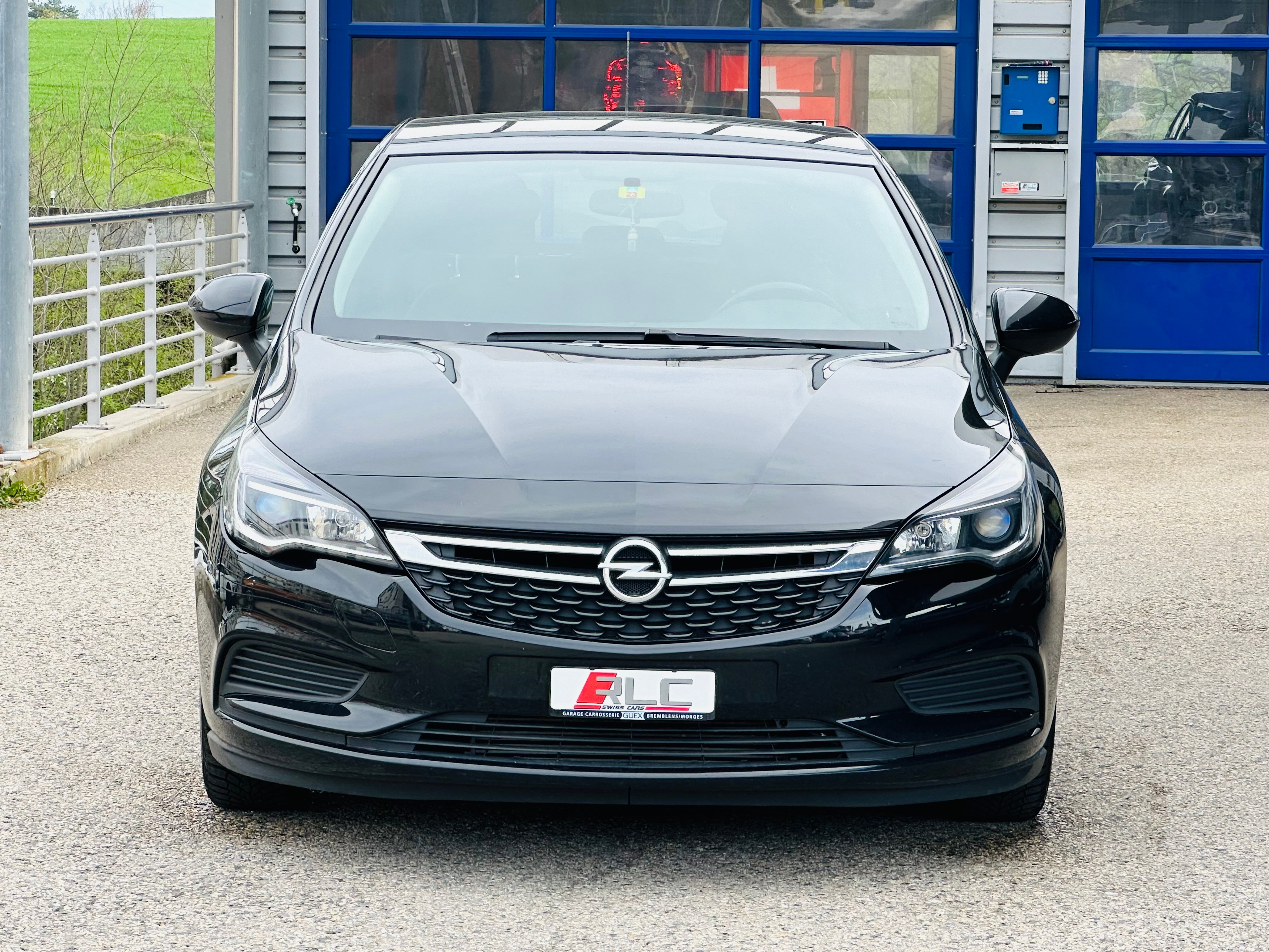 OPEL Astra 1.0i Turbo 120 Years Edition