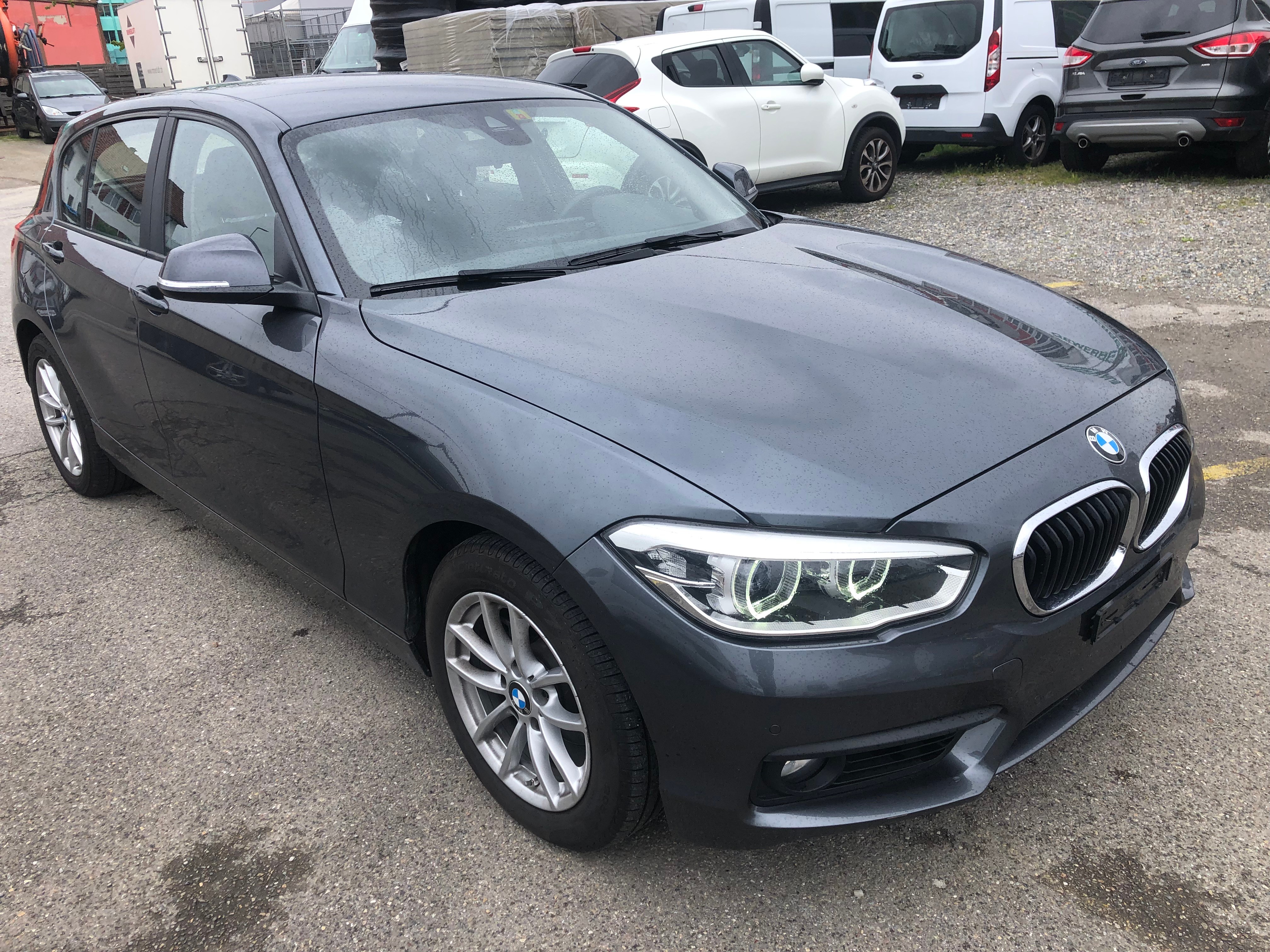 BMW 118i Sport Line Steptronic