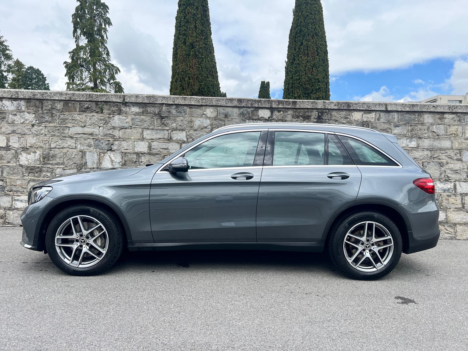 MERCEDES-BENZ GLC 300 4Matic AMG Line 9G-Tronic