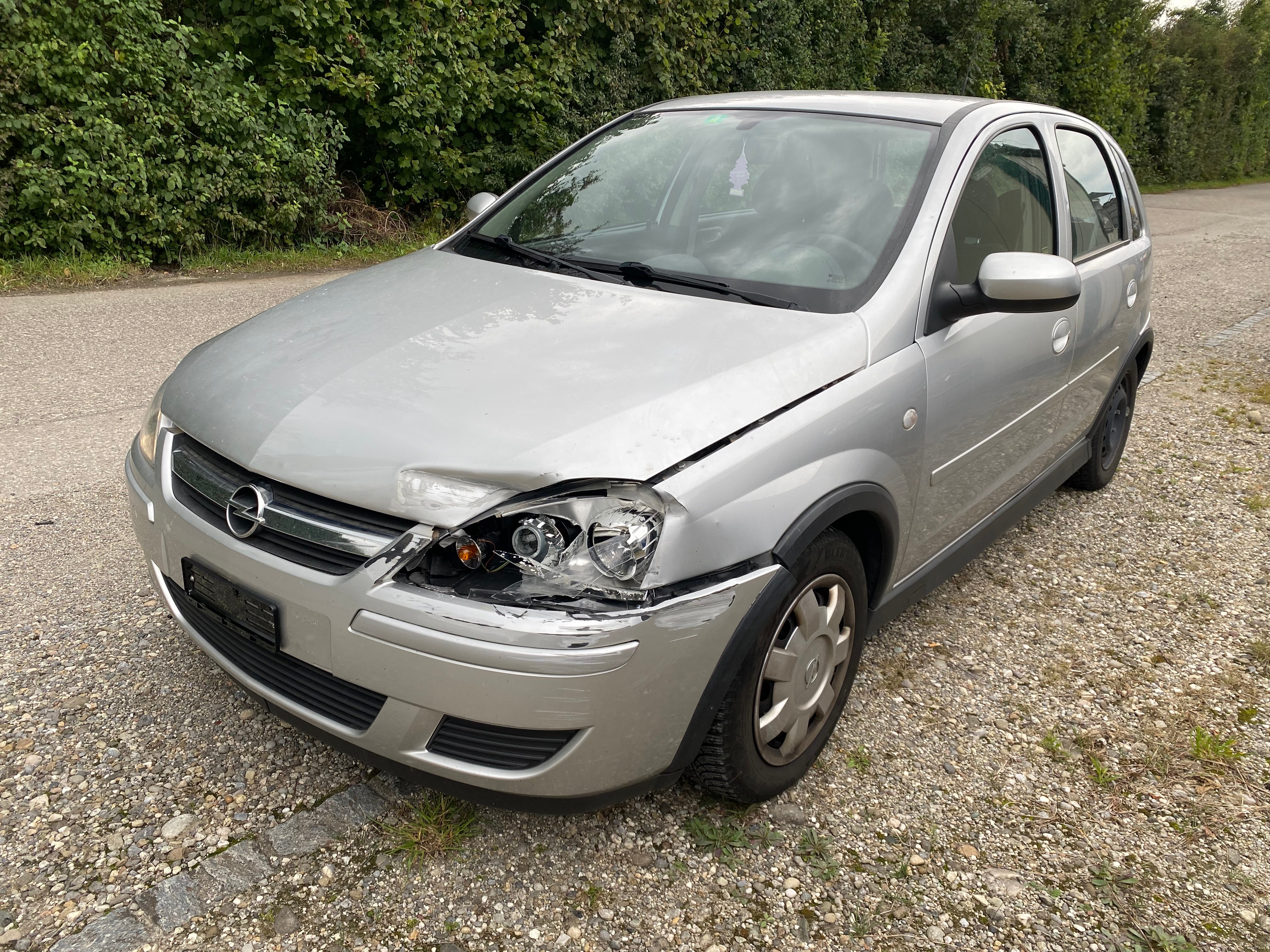 OPEL Corsa 1.2 TP (Essentia)