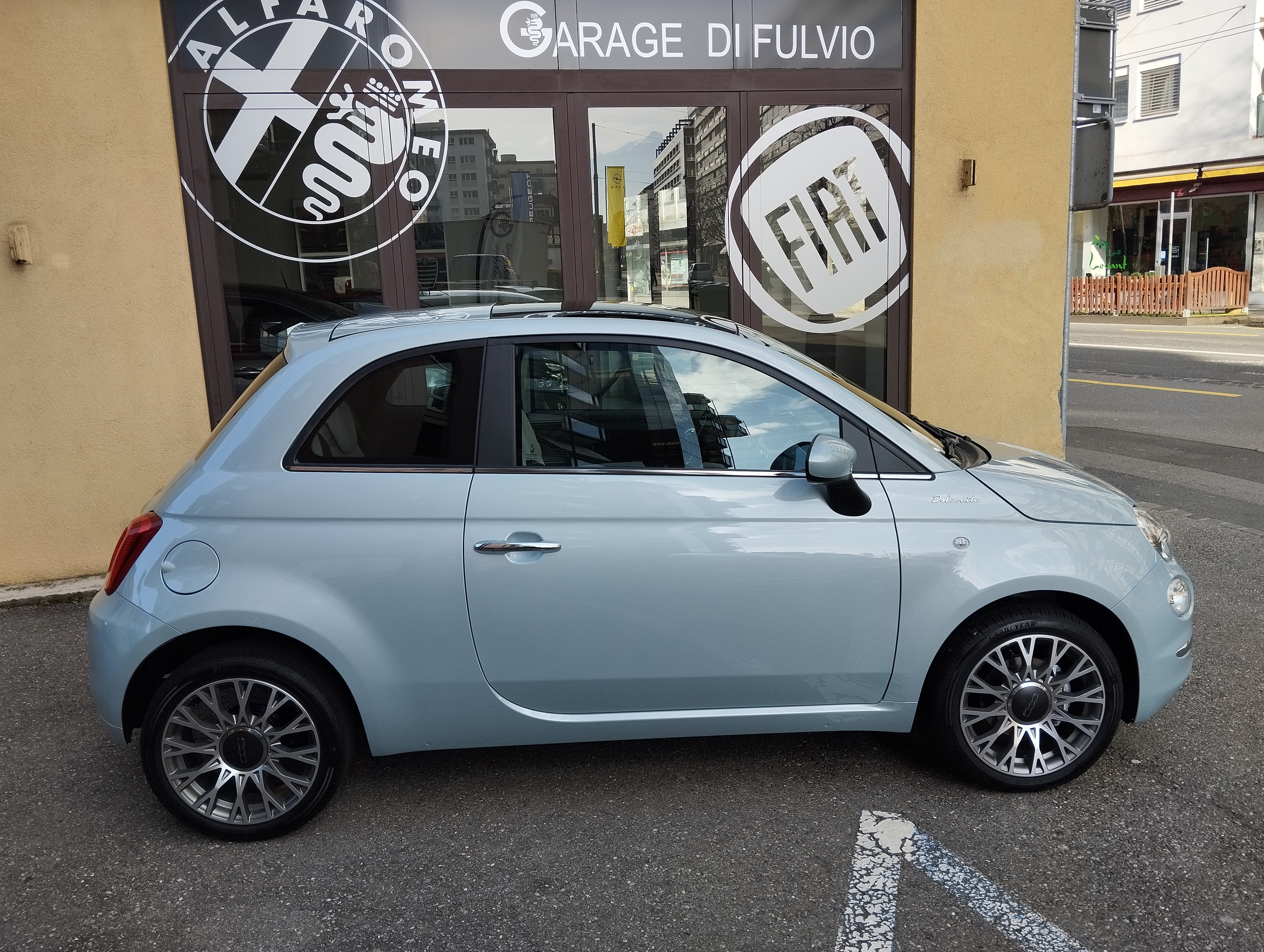 FIAT 500 1.0 Hybrid Dolcevita