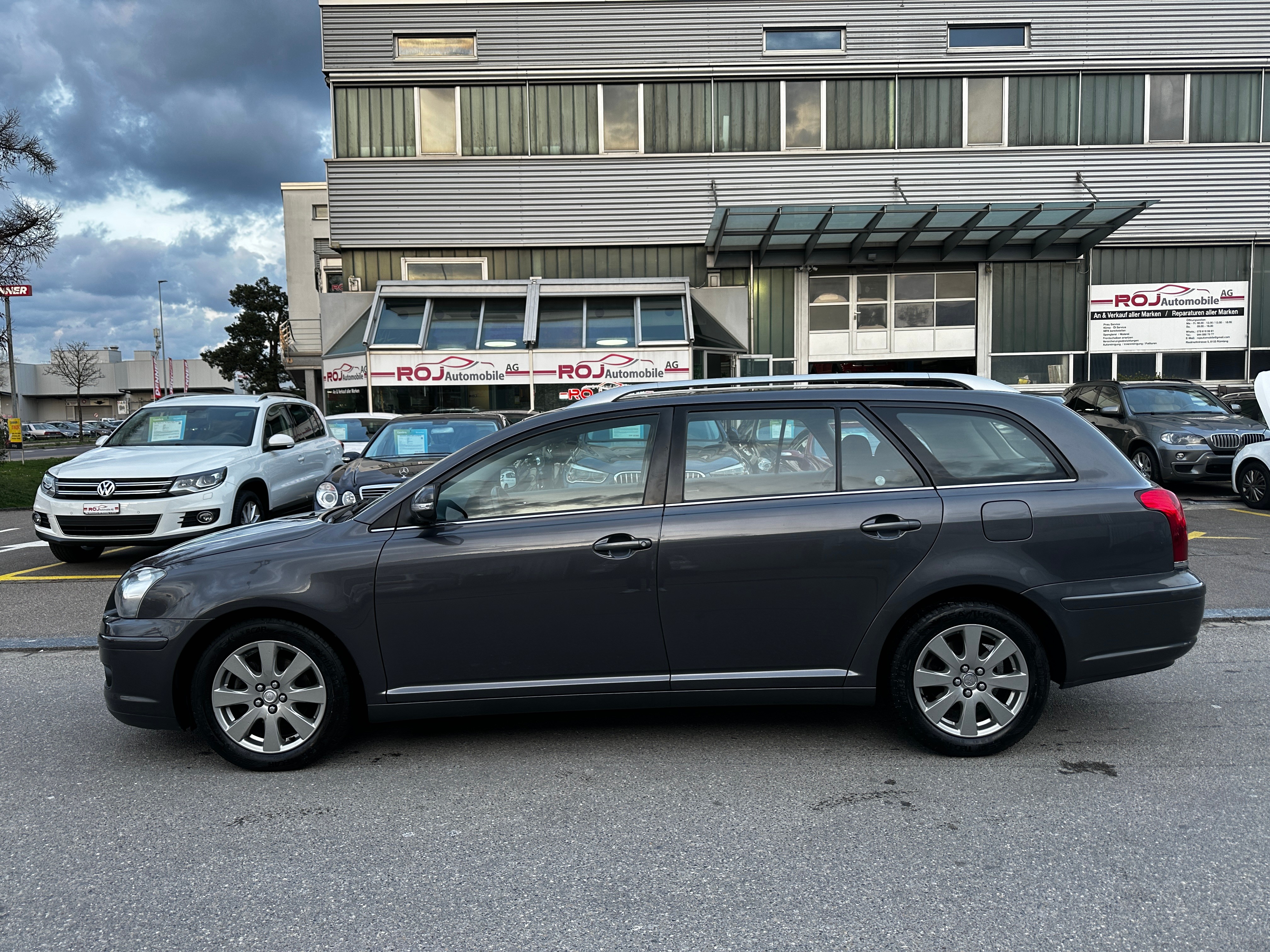 TOYOTA Avensis 1.8 VVT-i Linea Luna Sportswagon